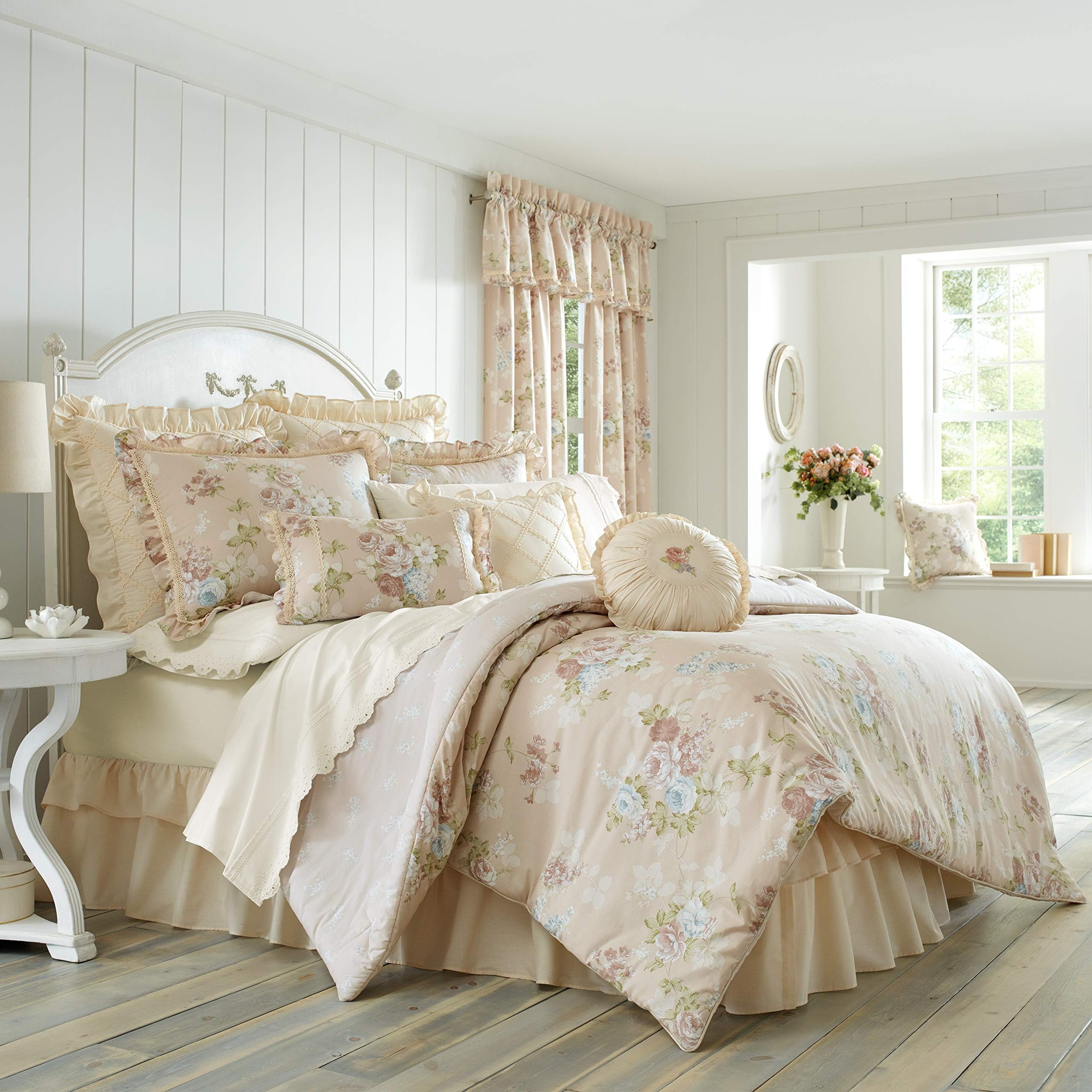 Five Queens Court Andrea 100% Cotton Floral 4 Piece Comforter Set, Blush, King, 110x96