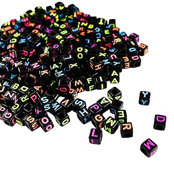 Alphabet Neon Buchstabenperlen - 1000 Stuck (5 x 5mm) Quadratische Acryl-Buchstaben Bunte Perlen für DIY Armband, Halsketten-