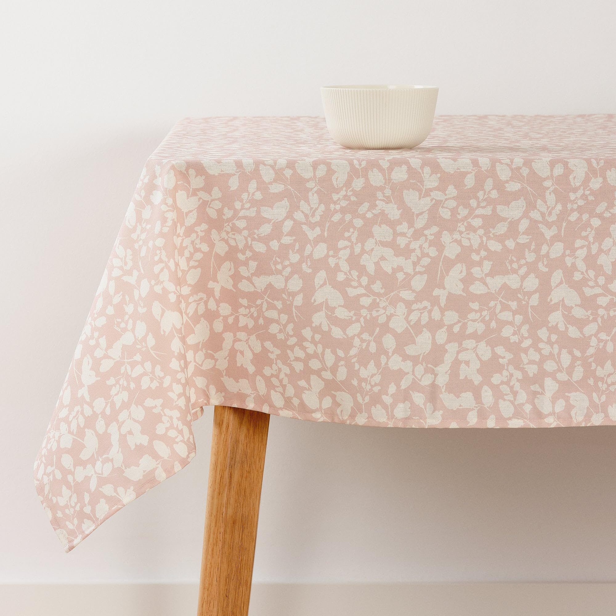 BELUM 0120-380 Stain-Resistant Tablecloth Size 200 x 140 cm Extra-Soft Touch Multi-Coloured