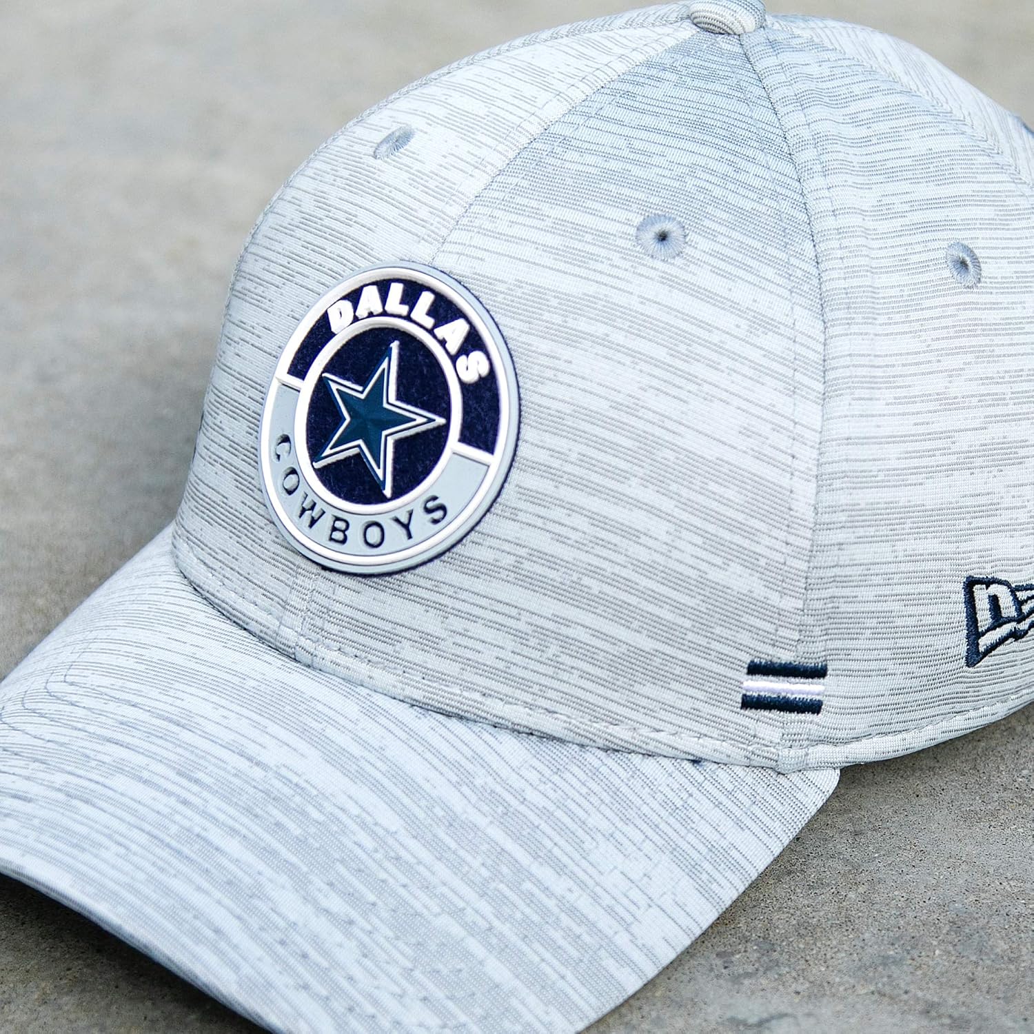 Dallas Cowboys Men's New Era Official 2020 Sideline 3930 Hat : Clothing