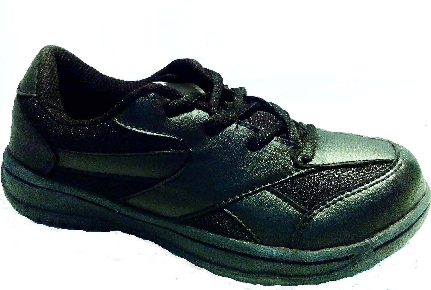 amazon bata sports shoes