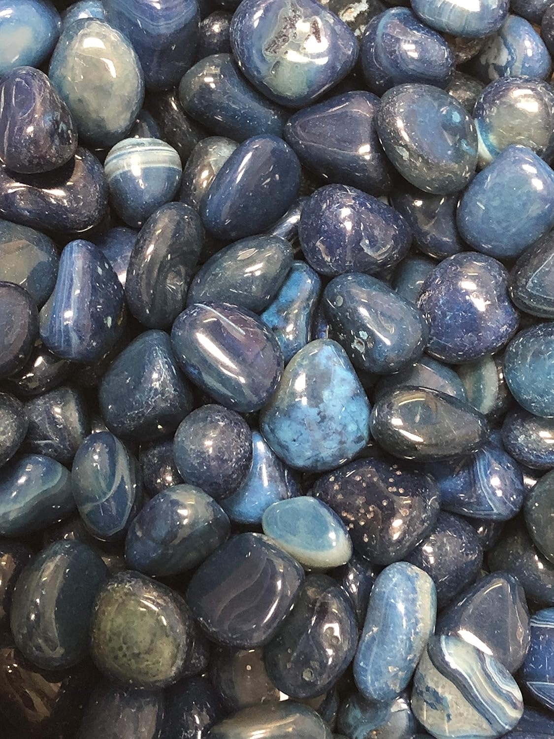 Zentron Crystal Collection: Tumbled Dyed Agate - Large 1" Pieces with Velvet Bag (1/2 Pound, Blue): Home & Kitchen