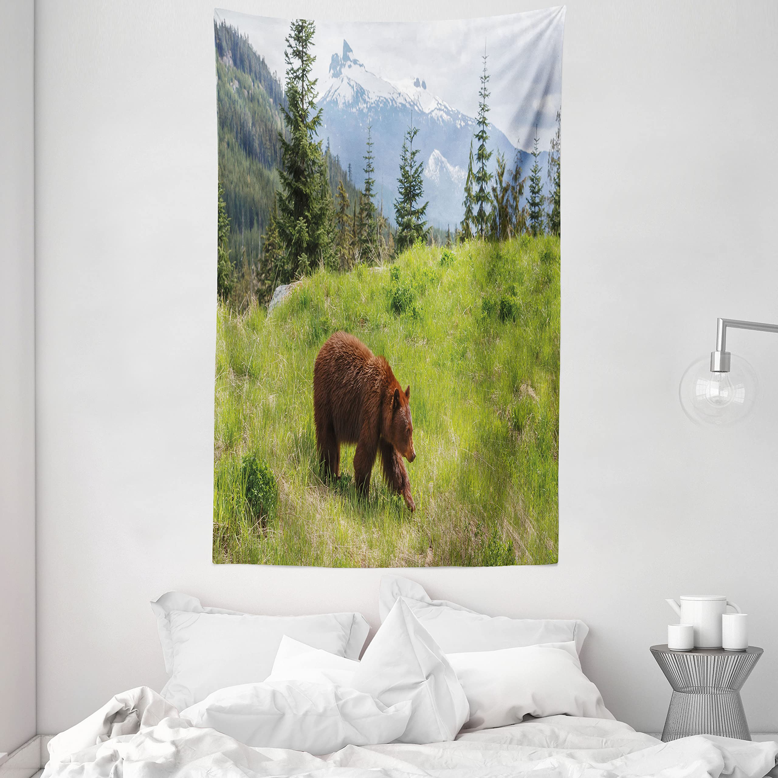 ABAKUHAUS Bear Tapestry, Wildlife up in the Mountains Theme Furry Animal Carnivore Yellowstone Nature Habitat, Fabric Wall Hanging Decor for Bedroom Living Room Dorm, 140 x 230 cm, Green Brown
