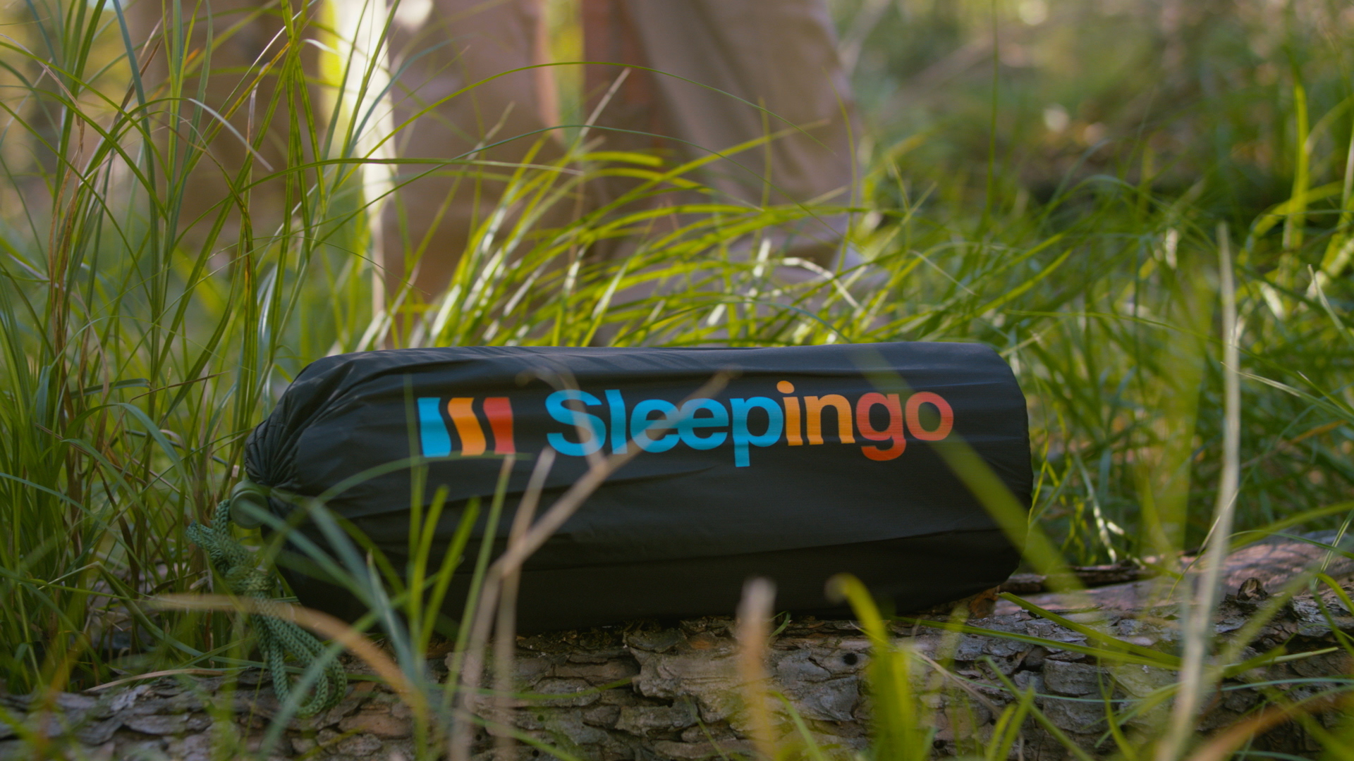 Sleepingo-Camping-Sleeping-Pad-Mat-Large-Ultralight-145-OZ-Best-Sleeping-Pads-for-Backpacking-Hiking-Air-Mattress-Lightweight-Inflatable-Compact-Camp-Sleep-Pad