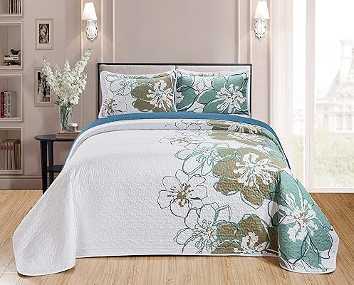 Home Collection 3pc Full/Queen Quilt Bedspread White with Green Flower