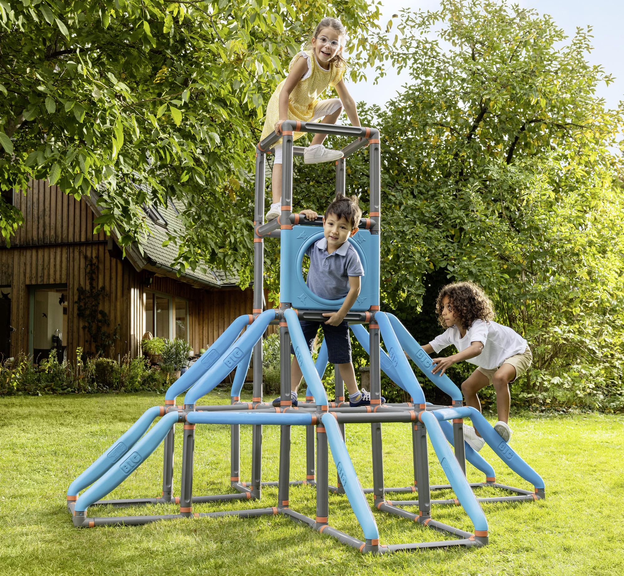 Big Kraxxl The Giant Kletterturm - großes Klettergerüst Outdoor für Kinder von 3-7 Jahre (bis max. 100 kg) - Kletterpyramide auf 4 Etagen, 299 Teile mit Basketball-Ring, 185 x 230 x 185 cm 6