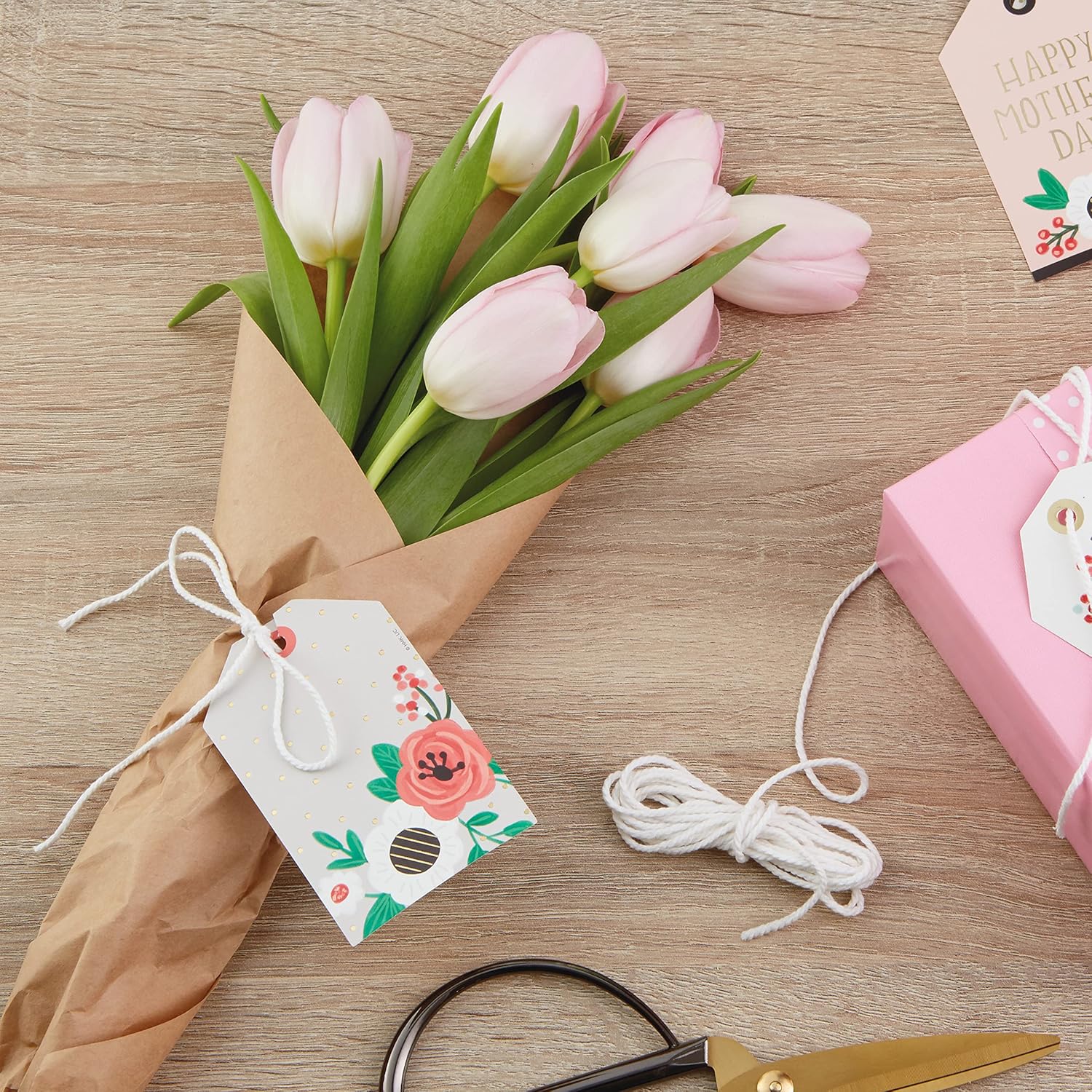 Hallmark Floral Gift Tags Set (6 Tags with String for Flower Bouquets, Plants and More) for Mother's Day, Birthdays, Weddings, Bridal Showers: Kitchen & Dining