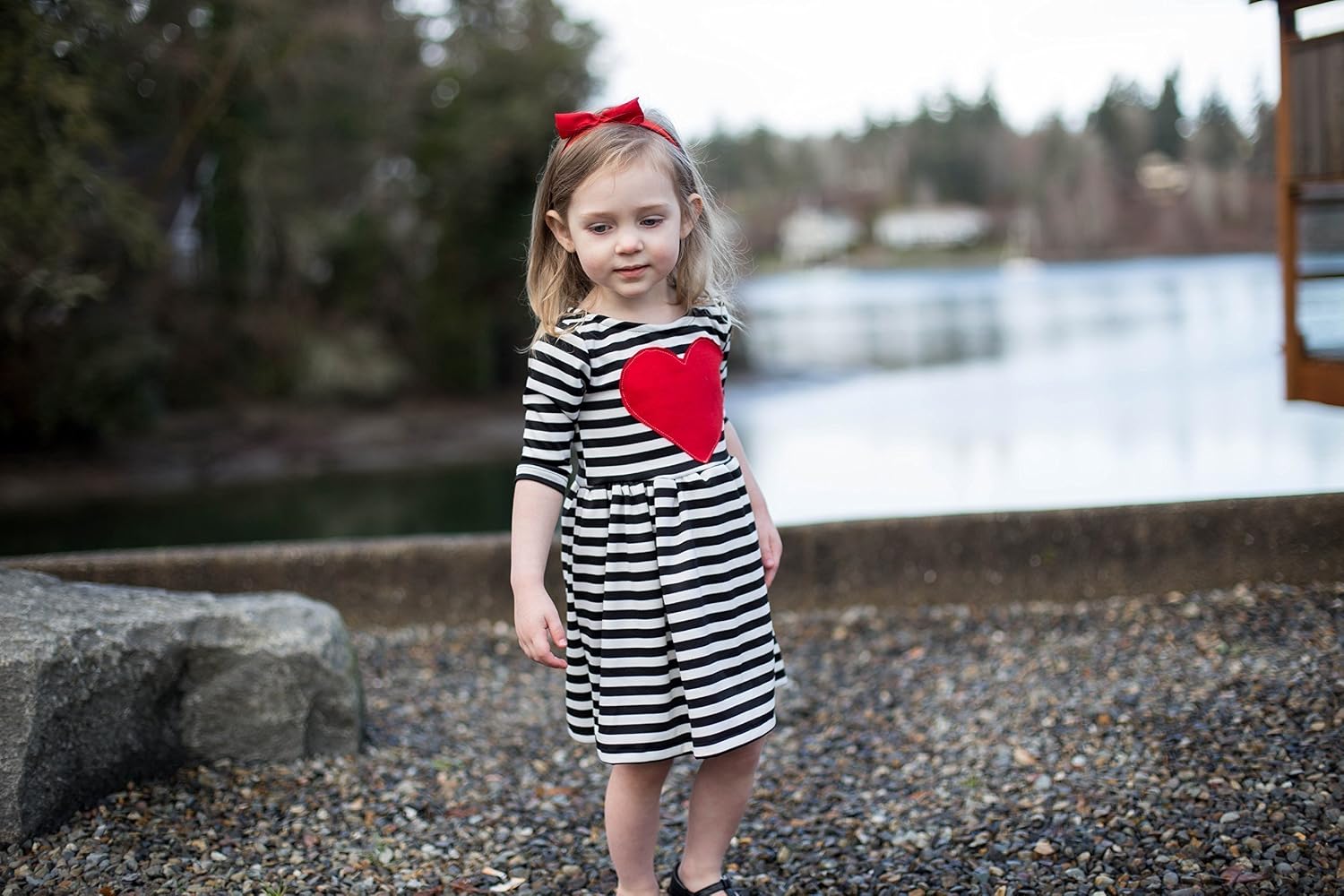 Amazon Com Skuttlebum Baby And Toddler Black White Red Heart