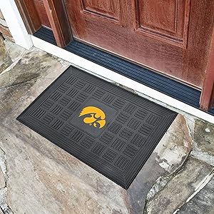 FANMATS NCAA University of Iowa Hawkeyes Vinyl Door Mat