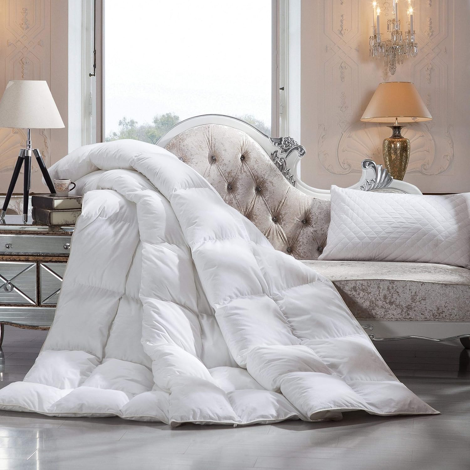 Luxurious Queen Size Siberian Goose Down Comforter 100% Egyptian Cotton 1200 Thread Count 1200TC - Baffle Box Design - 48oz Fill Weight - Full/Queen Duvet - Solid White: Kitchen & Dining