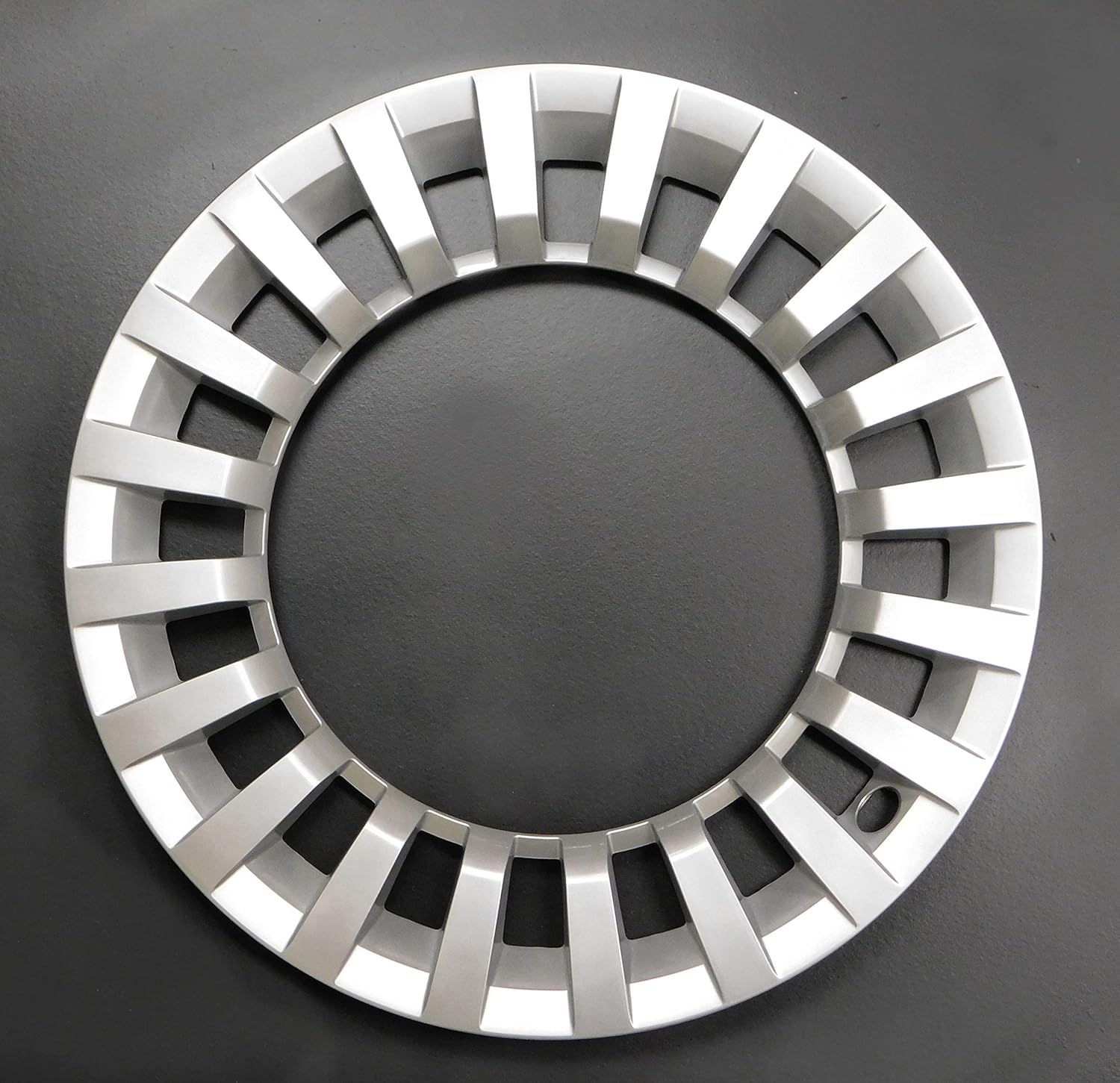 Parts & Accessories NEW GENUINE OEM Chrome Wheel Trim Hub Ring Heritage