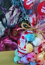 Bath Bubble & Beyond 30 Mini Scented Bath Bombs Marbles Chill Pills Gift view 2