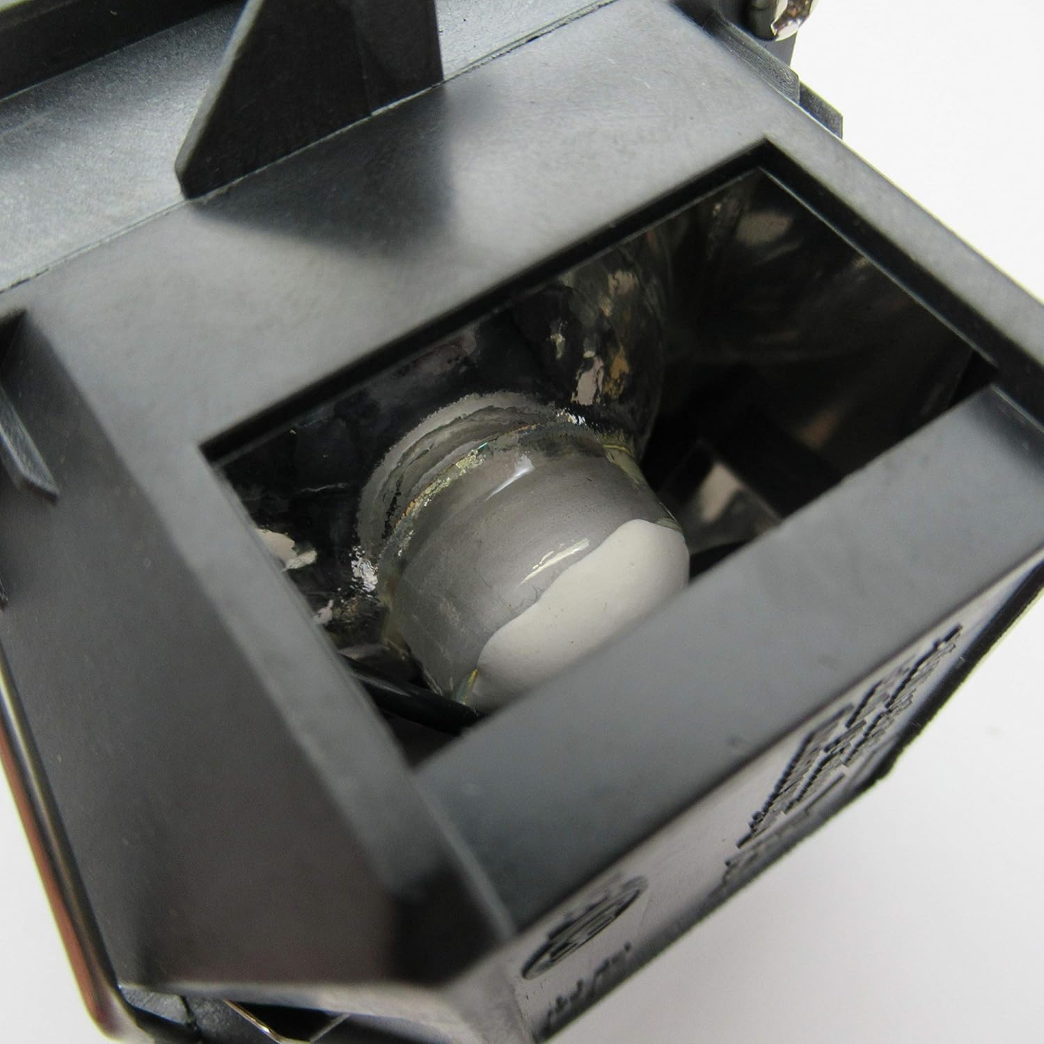 Supermait 200 Fit for EP54 A++ Quality Replacement Projector Lamp Bulb with Housing Compatible with Elplp54 EX31 EX71 EX51 EB-S72 EB-X72 EB-S7 EB-X7 EB-W7 EB-S82 EB-S8 EB-X8 EB-W8 EB-X8e EH-TW450 - Image 5