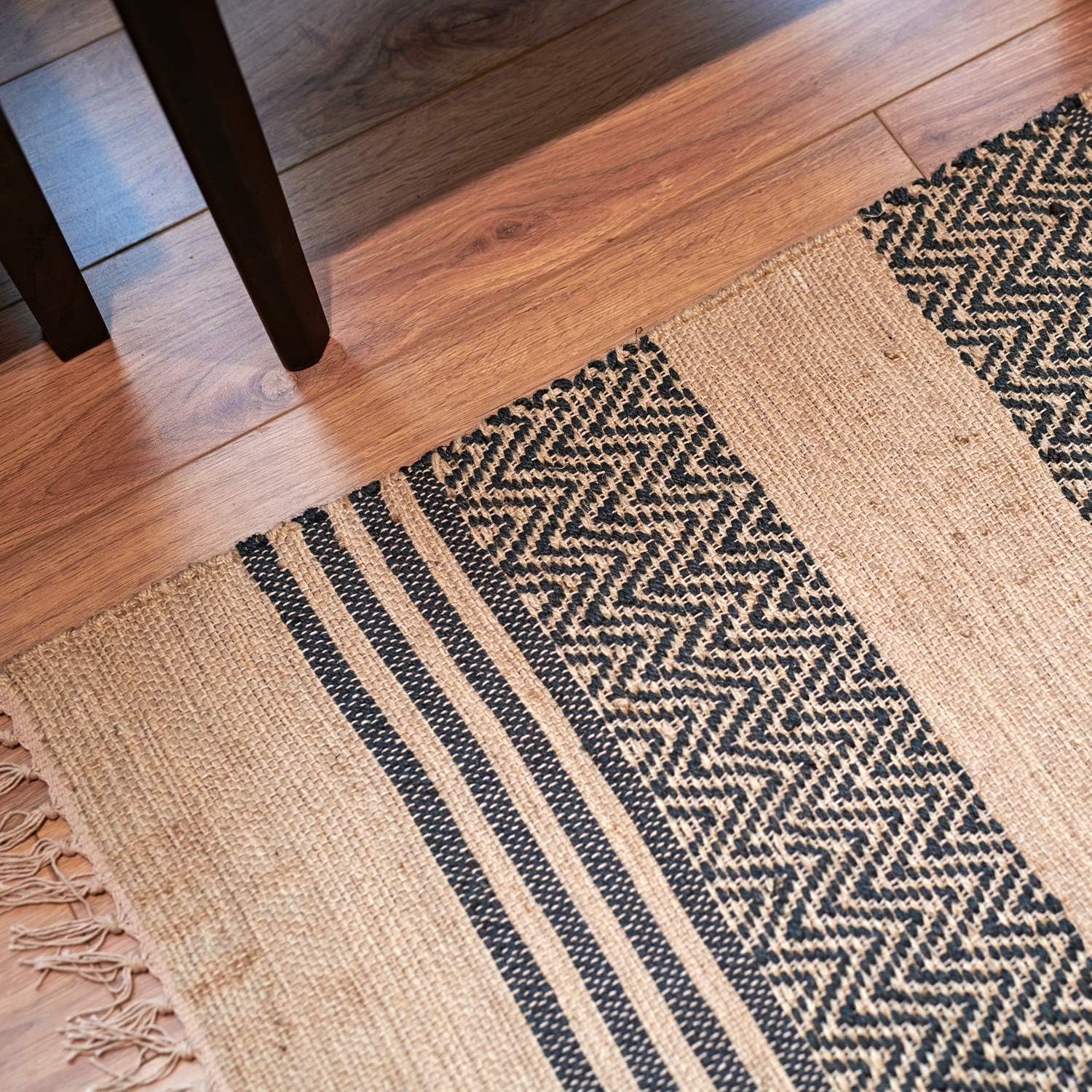 MOTINI Area Rug 2' x 3', Hand Woven Knotted Boho Shag Rug, Cozy Accent Throw Rug for Living Room Bedroom Entryway