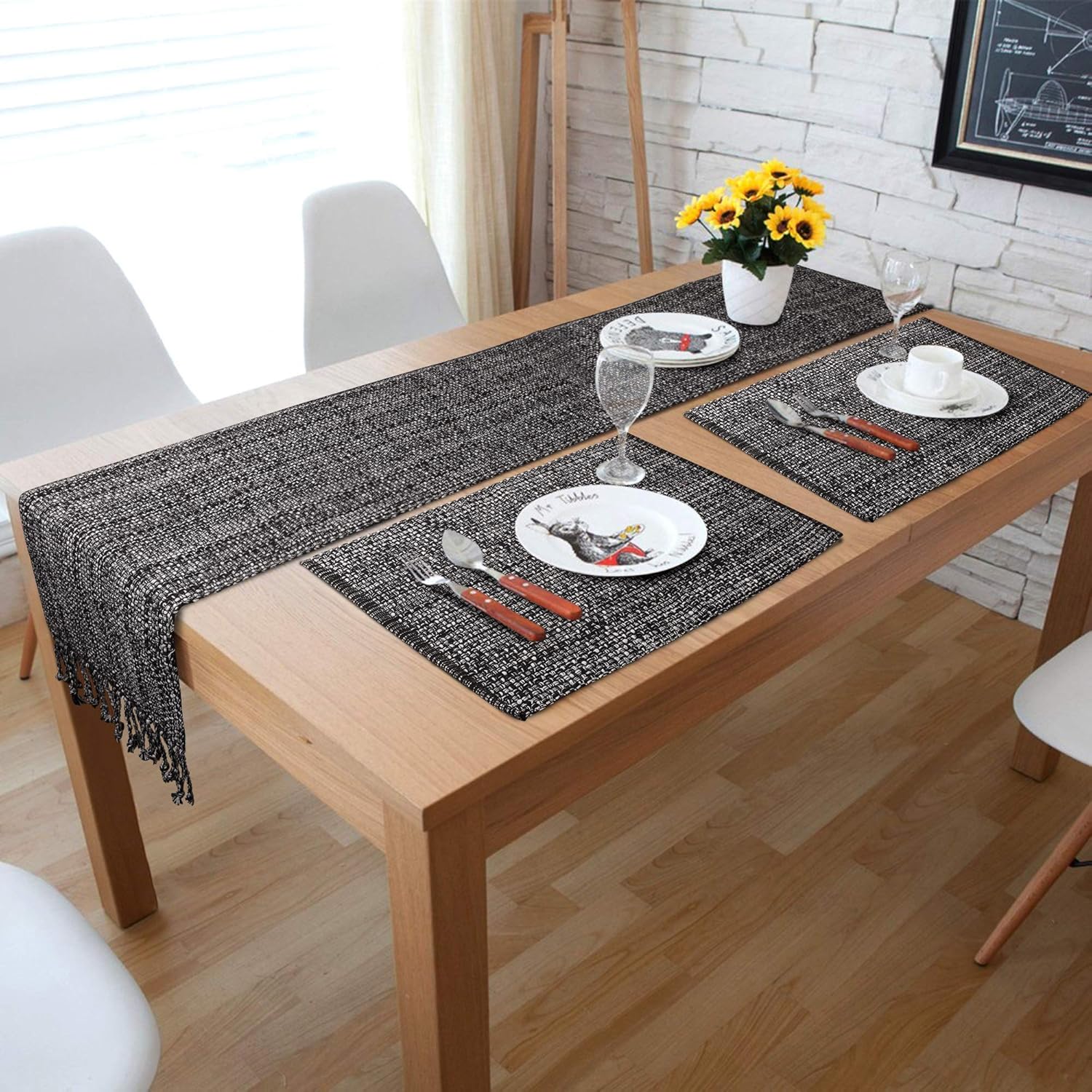 Urban Villa, 100% Cotton Two Tone Table Runner, Christmas Special,14''x 72'' Over Sized,Red/Black Two Tone Table Runner with Fringes, Every Day Use,Heavier Quality: Home & Kitchen