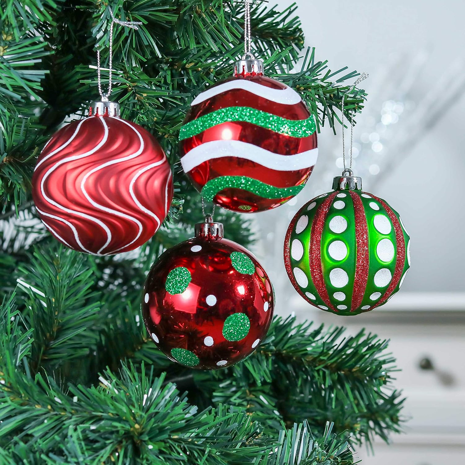 Valery Madelyn Christmas Baubles for Christmas Tree Decorations 16pcs 8cm Red Green and White Shatterproof Giant Baubles for Christmas Tree Balls Ornaments for Xmas Decoration - Image 5
