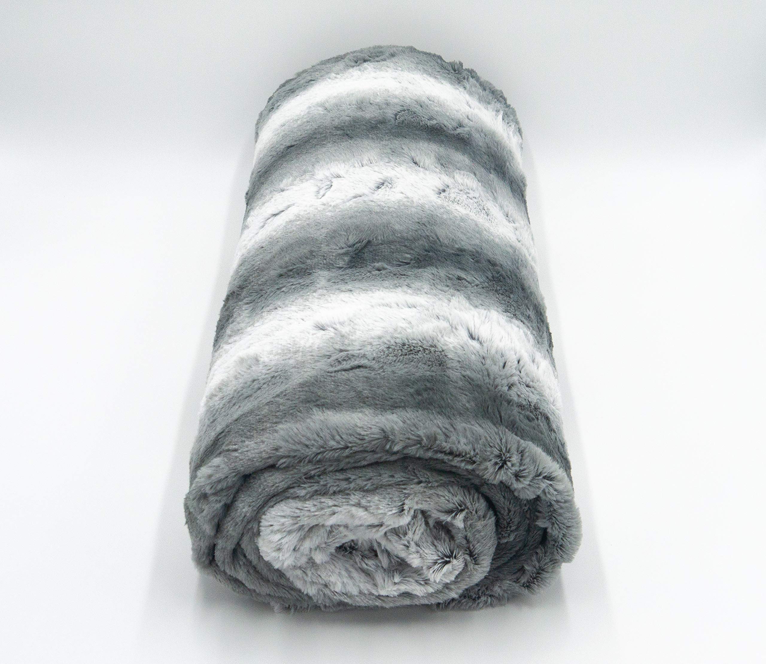 Lex's Linens Opulence Premium Faux Fur Throws (Arctic Fox, 130 x 180 cm) — image 1