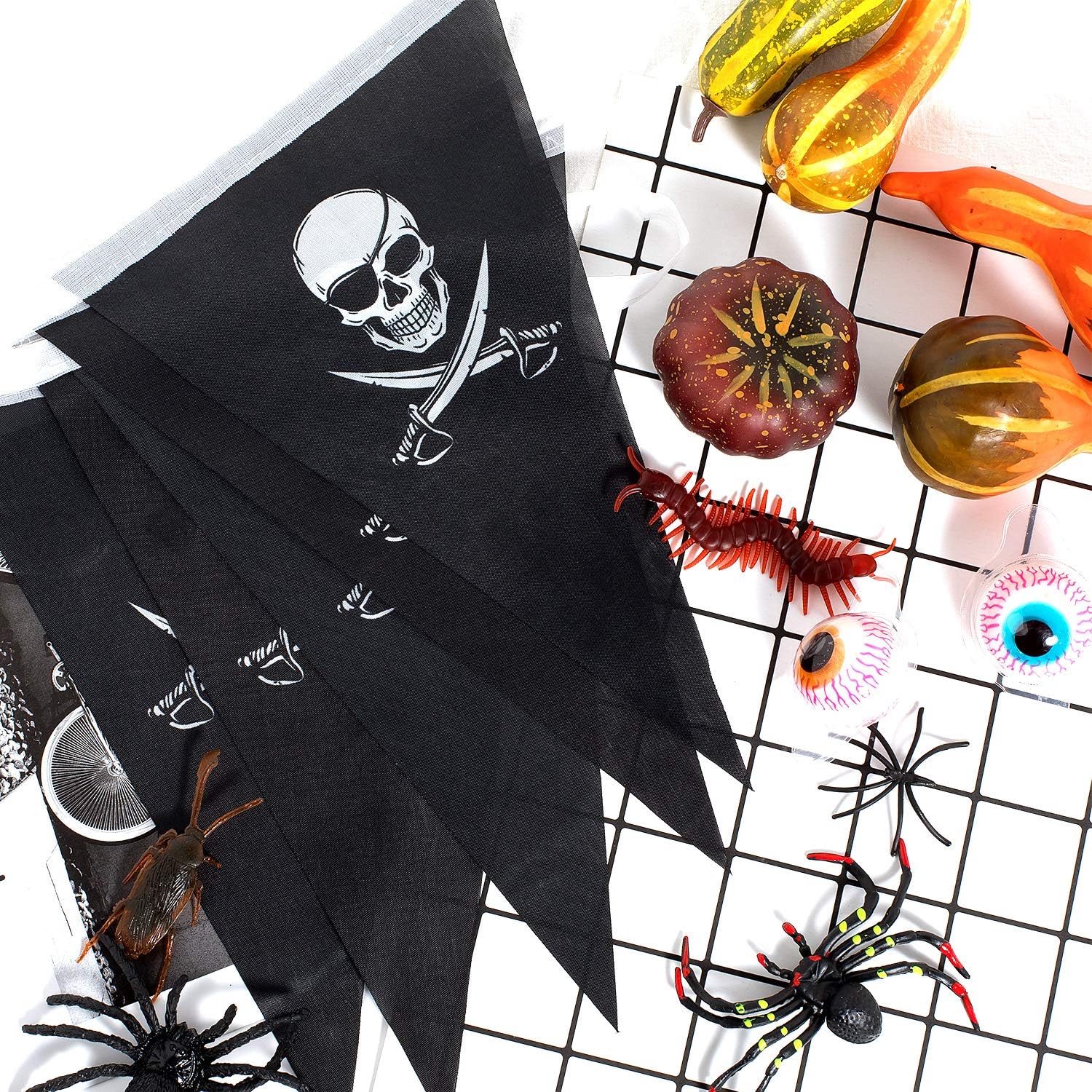 Whaline 31.5ft Halloween Jolly Roger Banner - Image 5