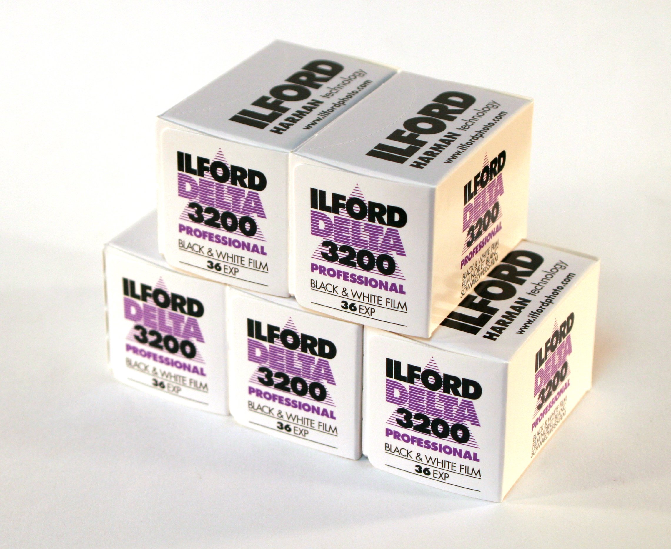 Ilford DELTA 3200-135/36 Black and White Film - Black and White Photo Film
