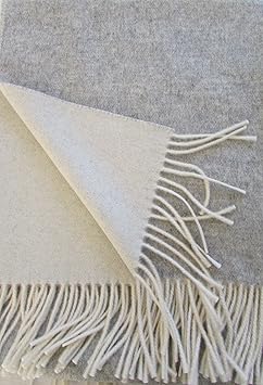 Alpenwolle Kaschmir Plaid doppelseitig Silber/Creme in dem Geschenk Karton, Wolldecke 135x185 cm