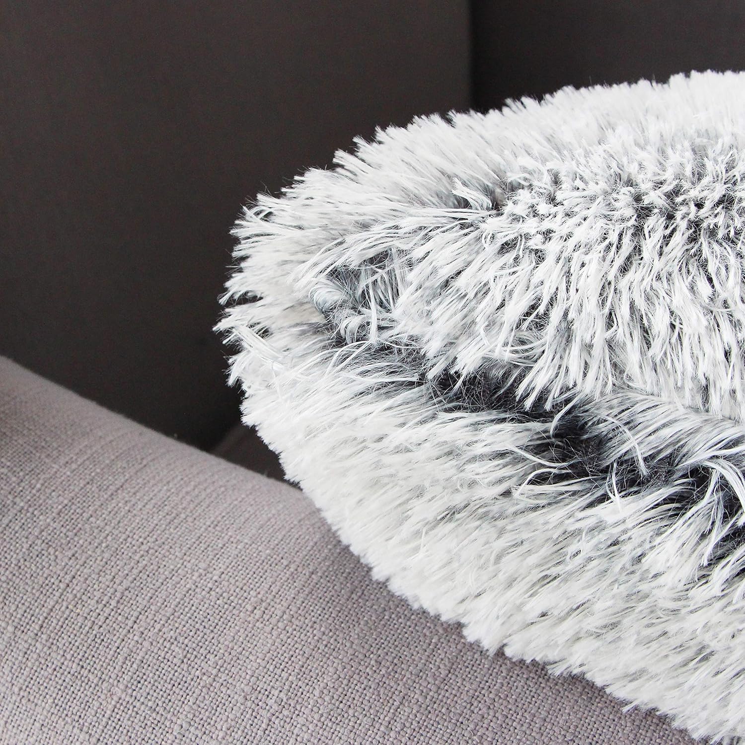 Uhomy 2 Packs Home Decorative Luxury Series Super Soft Faux Fur Throw Pillow Cover Cushion Case for Sofa or Bed Gray Ombre 18x18 Inch 45x45 cm: Home & Kitchen