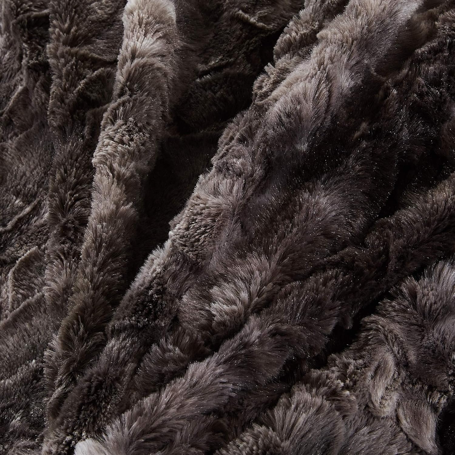 Chanasya Fuzzy Faux Fur Throw Blanket - Light Weight Blanket for Bed Couch and Living Room Suitable for Fall Winter and Spring (Queen) Grey: Home & Kitchen
