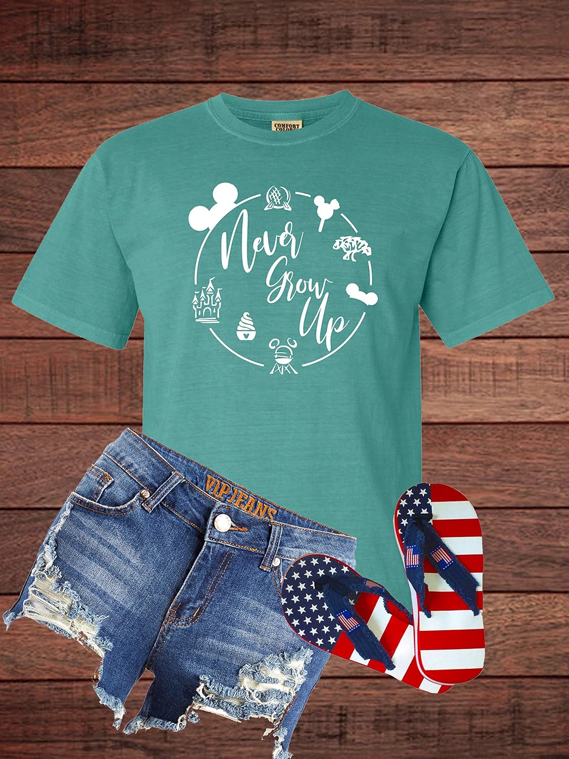 Amazon Com Never Grow Up With This Trendy Disney T Shirt For Your