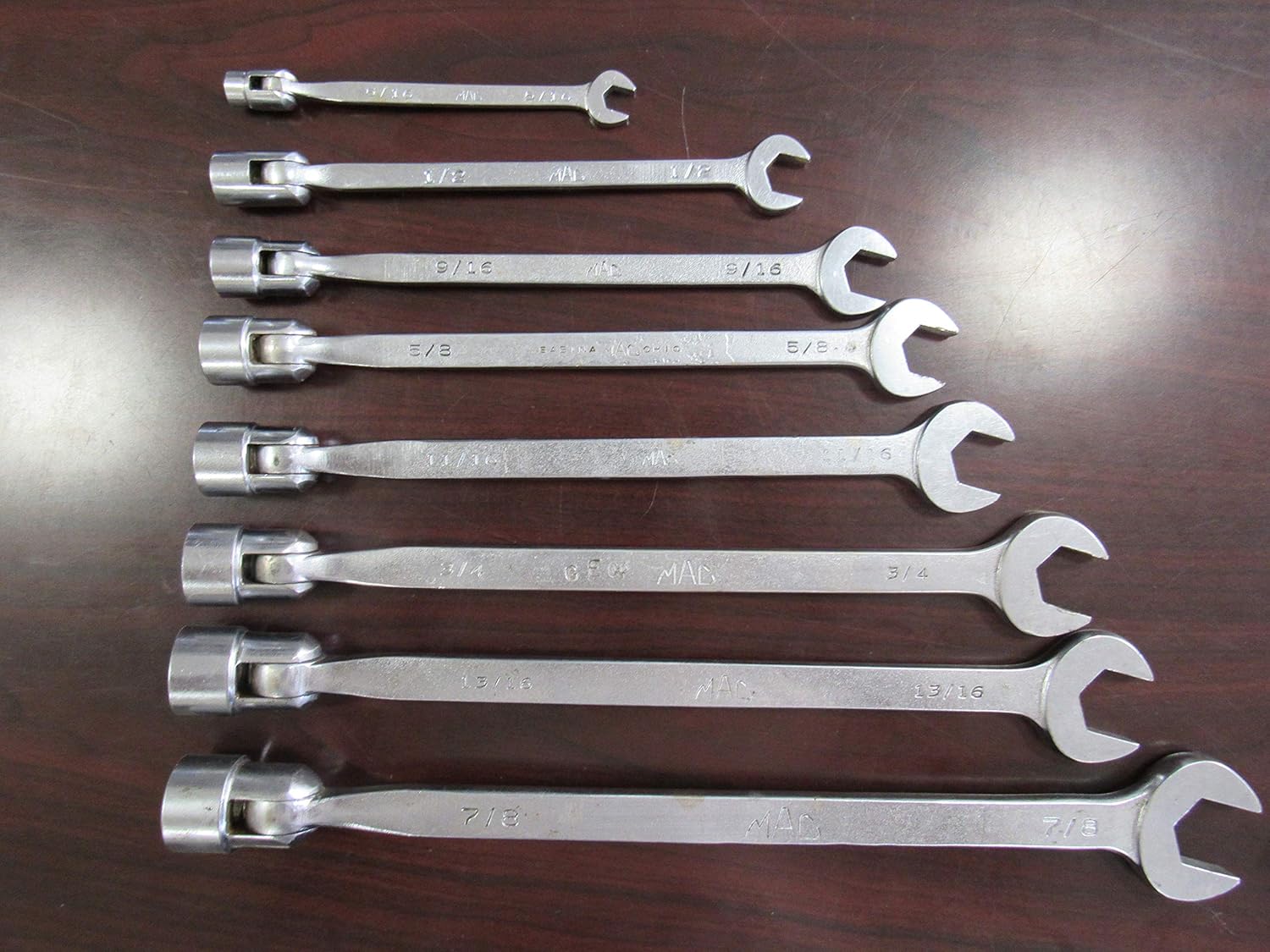 Mac Tools 12 Piece SAE Jumbo Set Combination Flex Head Socket End