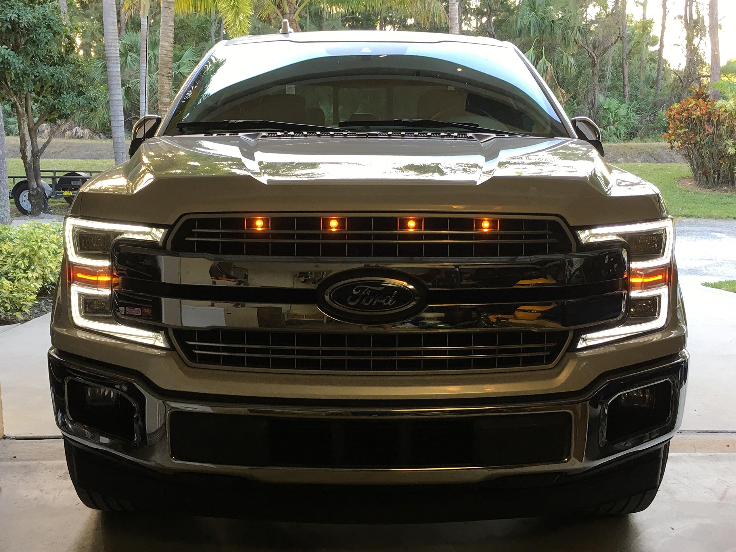 2018-2020 F150 Raptor Style Light Kit (Does not fit Honeycomb style grill)