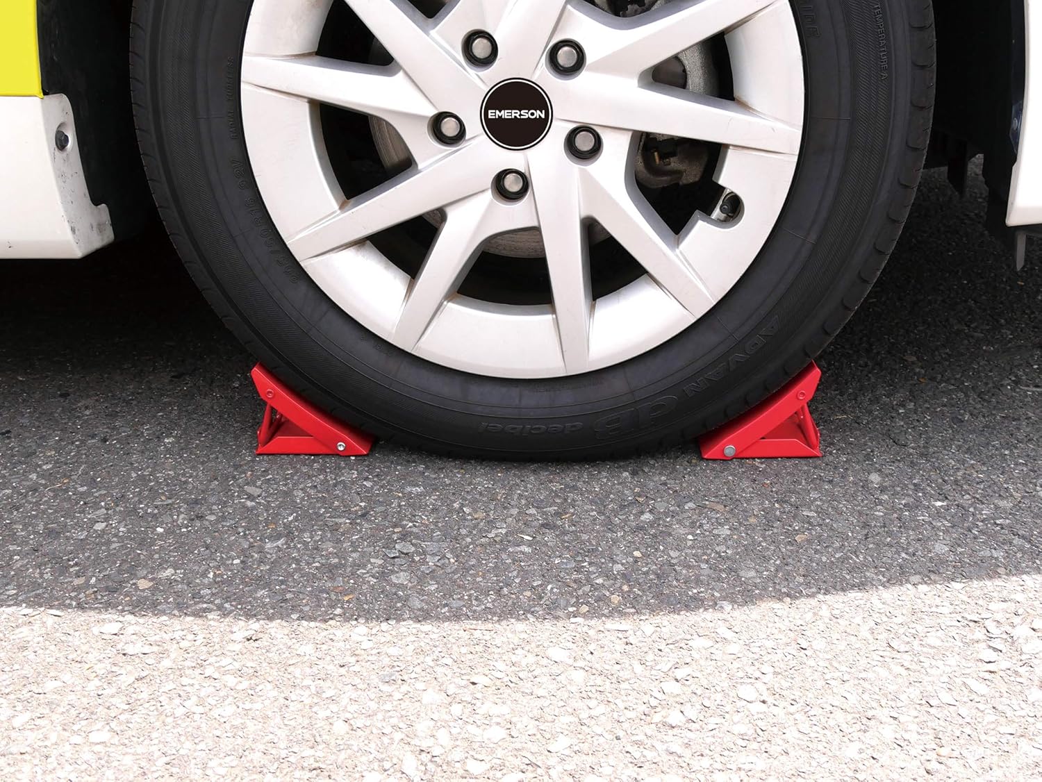 21年最新 タイヤ止めのおすすめ12選 駐車場の設置にもおすすめ