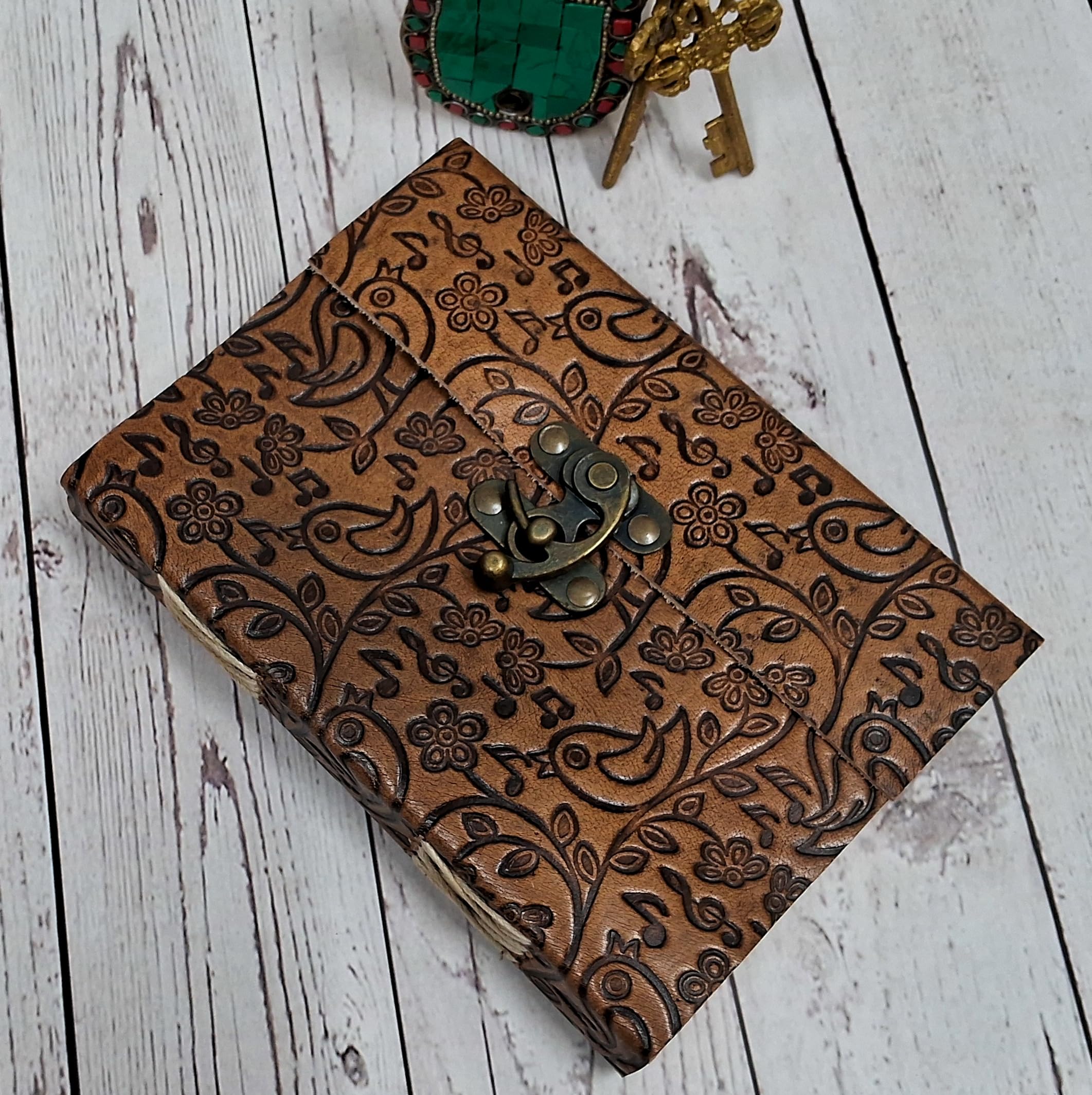 Purpledip Leather Diary/Journal/Notebook Blooming Garden: Naturally Treated Paper Encased In Leather Cover For Corporate Gift or Personal Memoir (10619)
