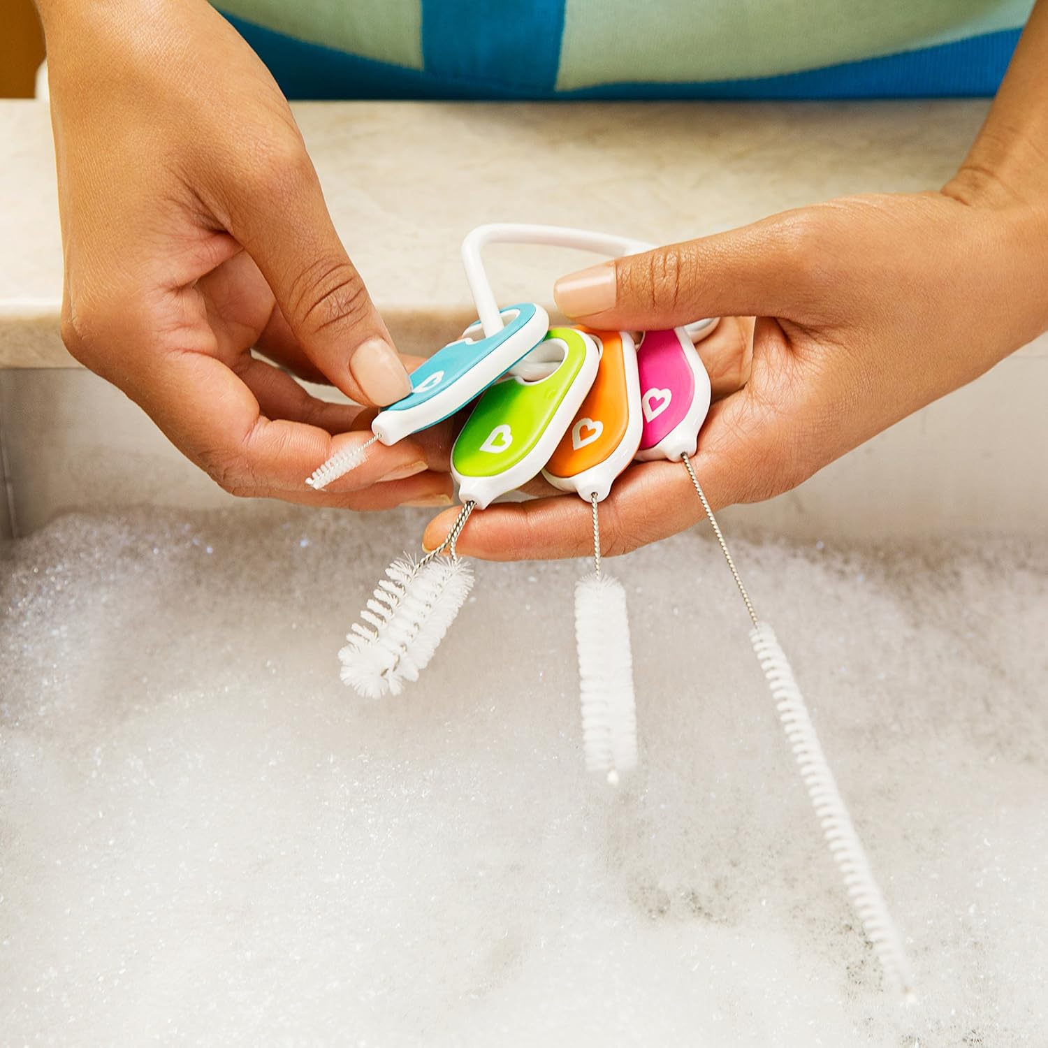 Munchkin Bottle and Cup Cleaning Brush 4 Piece Set with Key Ring : Baby