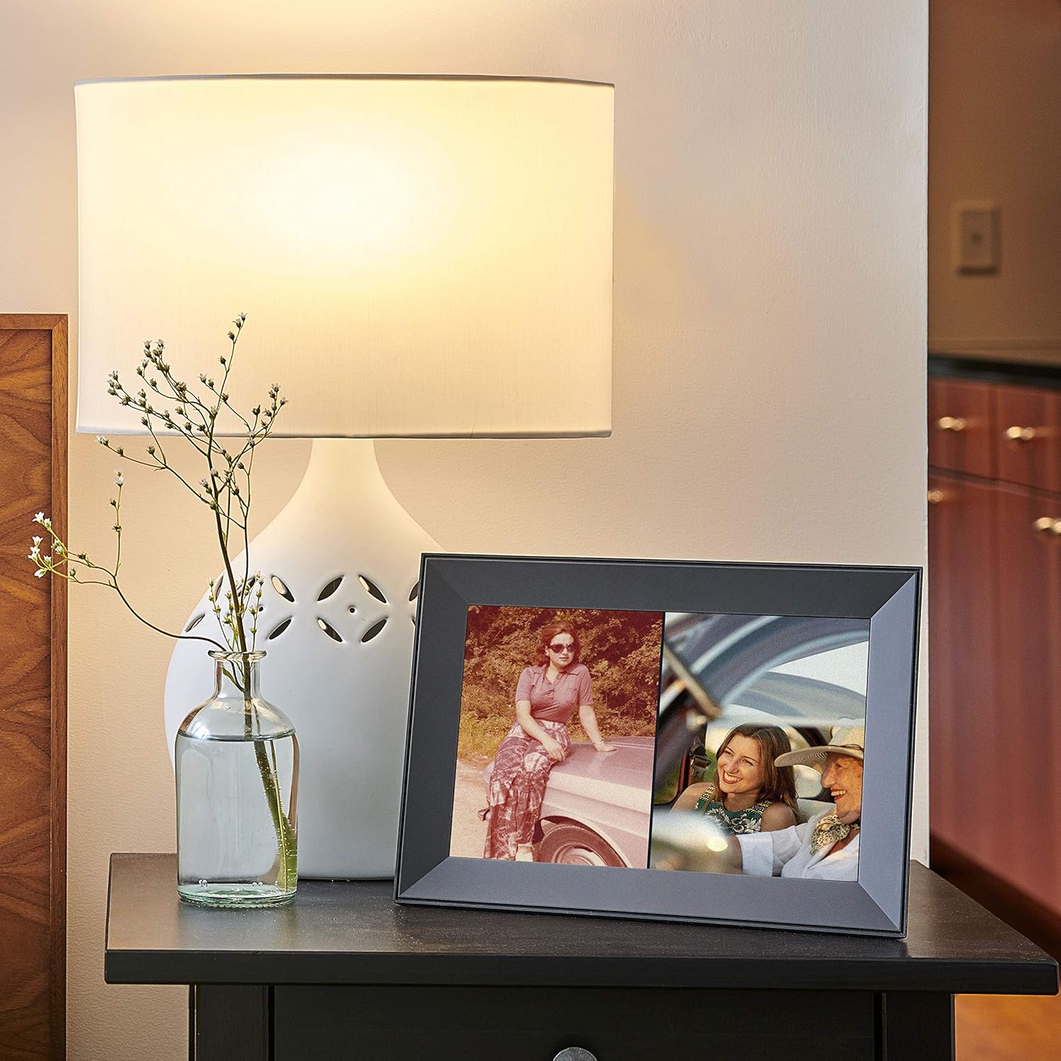 Aura Carver Smart Digital Picture Frame 10.1 Inch HD WiFi Cloud Digital Frame Free Unlimited Storage Easy Setup to Send Photos Remotely Via App More Secure Than Email : Camera & Photo