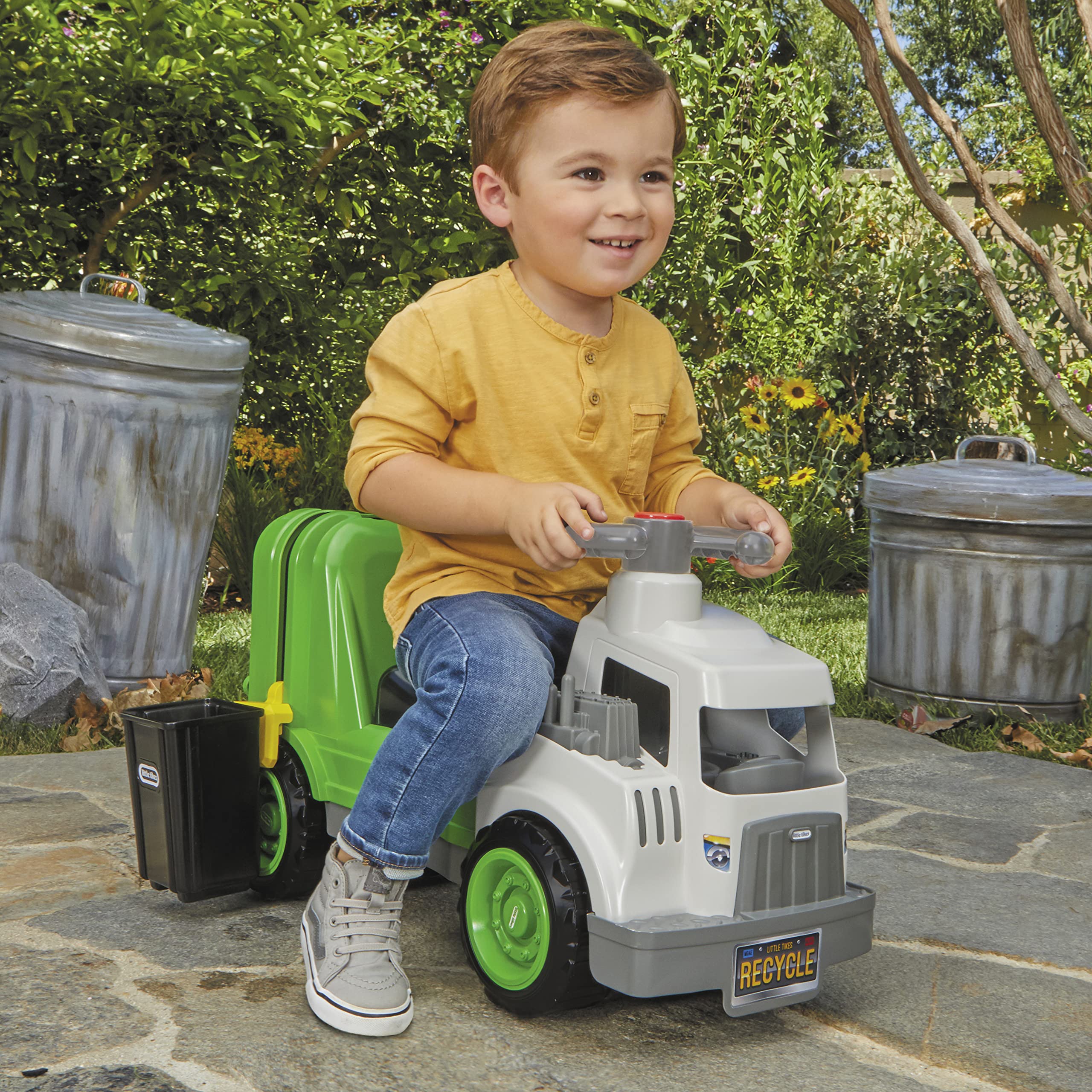 Little Tikes Dirt Diggers Garbage Truck Scoot Ride On with Real Working