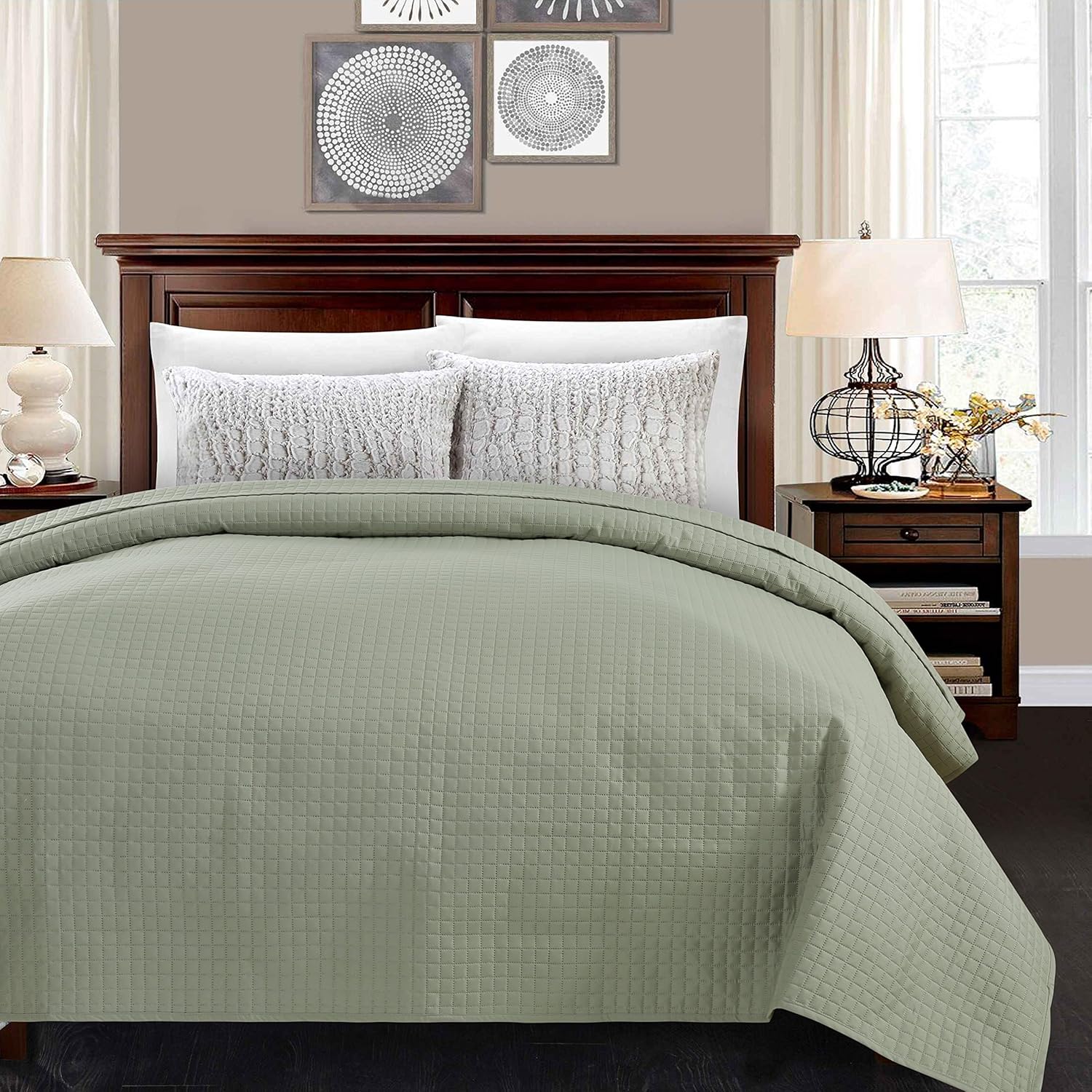 ALPHA HOME Lightweight Bed Quilt, Classical Pattern