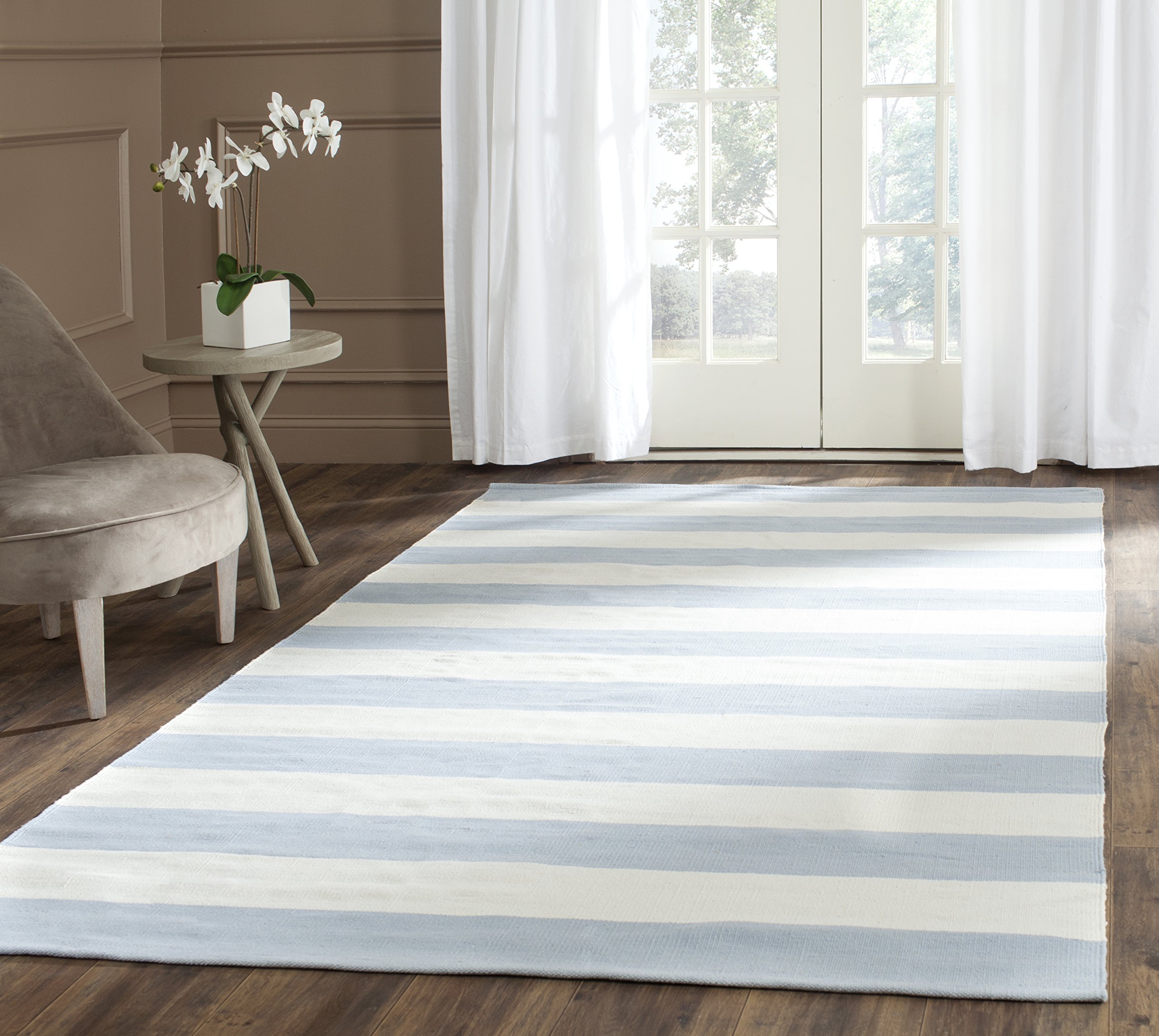 Safavieh Montauk Collection MTK712K Handmade Stripe Cotton Accent Rug