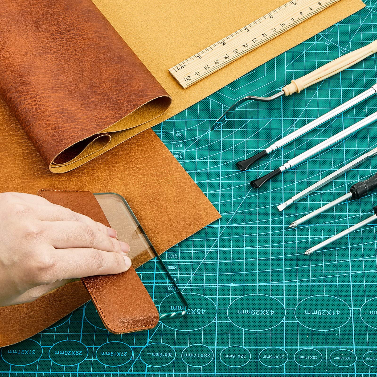 2 Sets Leather Burnishing Tool Glass Slicker Leathercraft Working Tools for Burnishing Burnisher Supplies with Handle for Glass Block Smoothing Techniques(Faux Leather Handle)