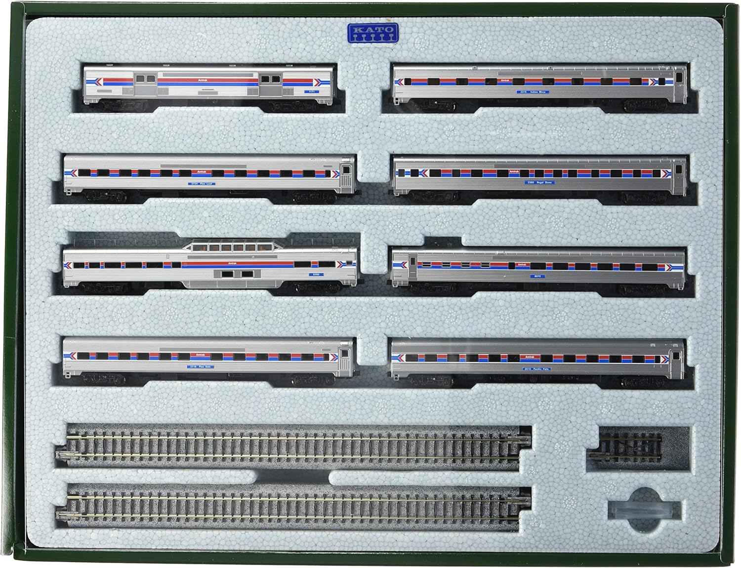n set di treni in scala