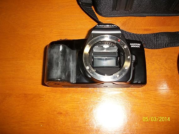 Minolta Maxxum 3000i Cámara de película con lente Sigma UC de alta ...