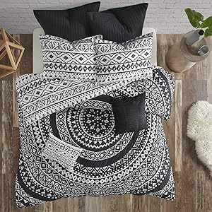 Urban Habitat Larisa Comforter Reversible Stripes 100% Cotton Shell Hand-Drawn Medallion Geometric Shape Print Soft Down Alternative Hypoallergenic All Season Bedding-Set, Full/Queen, Black