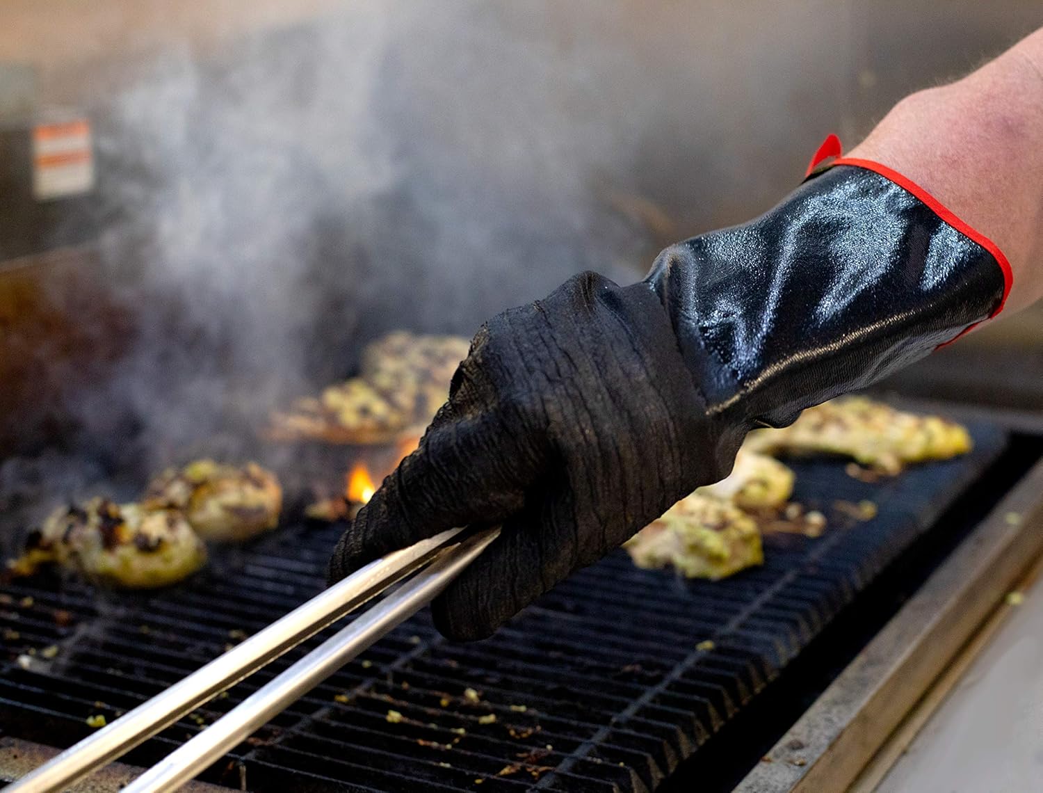 G & F Products 8119-13Inch Cooking Gloves FDA Food Safe No BPA Insulated Waterproof, Oil Proof Heat Resistant BBQ, Smoker, Grill, and Outdoor Neoprene Material, 13 Inch Long, Black : Garden & Outdoor