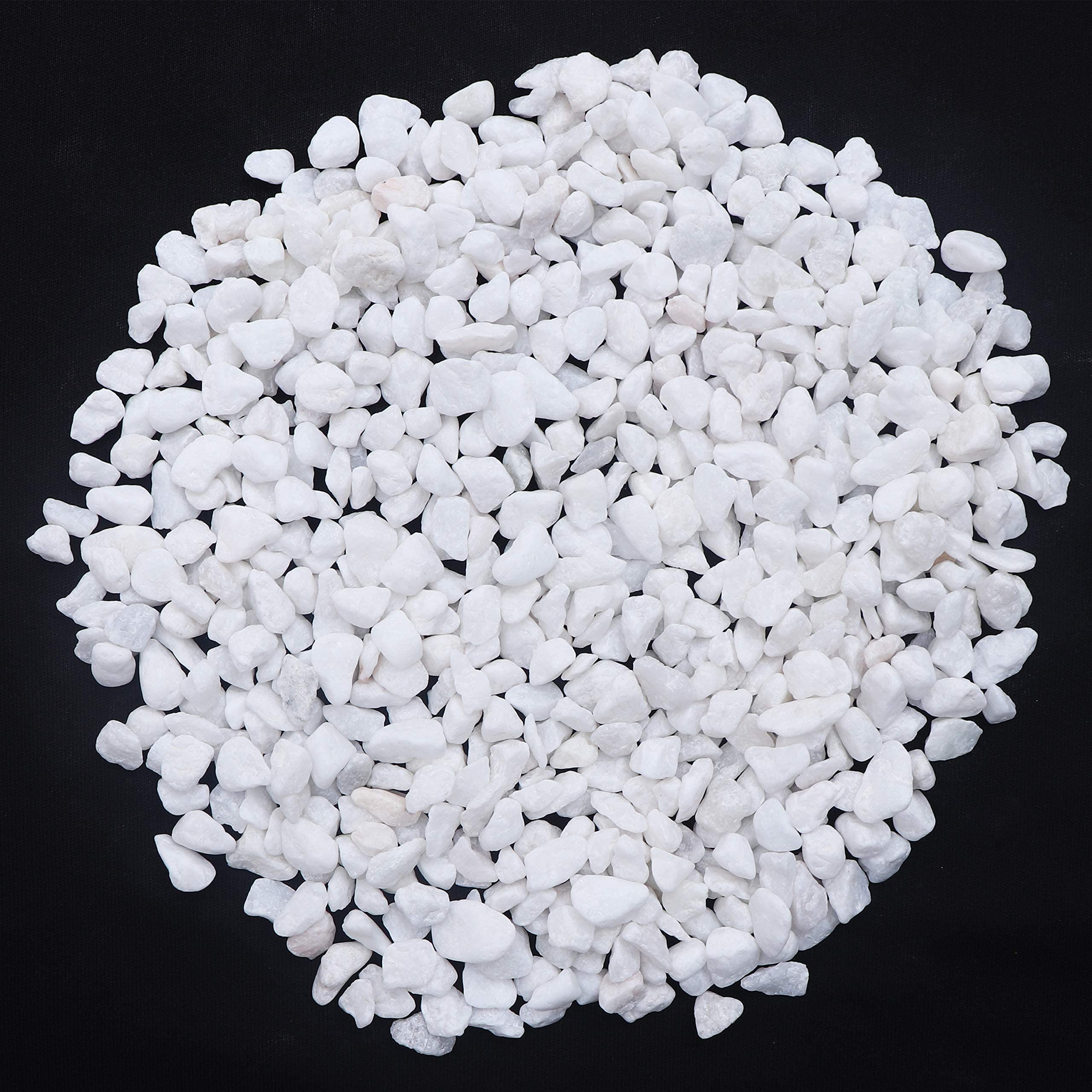 Natural White Pebbles,500G Mini Assorted Pebble Stones Pebble Decorative Landscape Rock DIY Polished Rocks for Aquariums Landscaping Vase Fillers Succulent Garden
