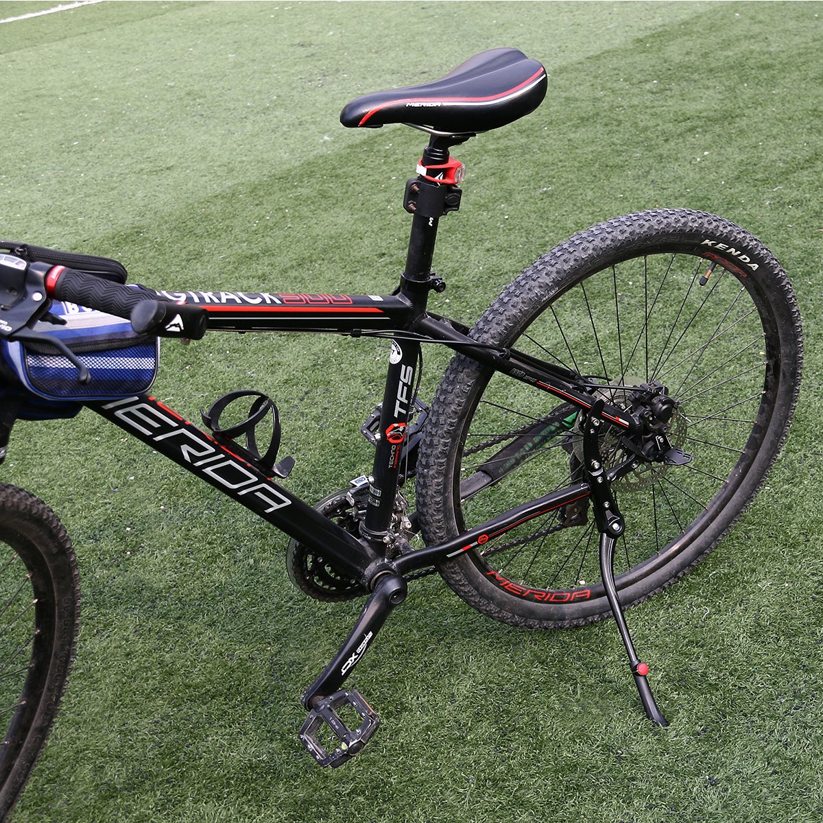 FOXNOVO Adjustable Bicycle Kickstand for Mountain Bicycle 24"28