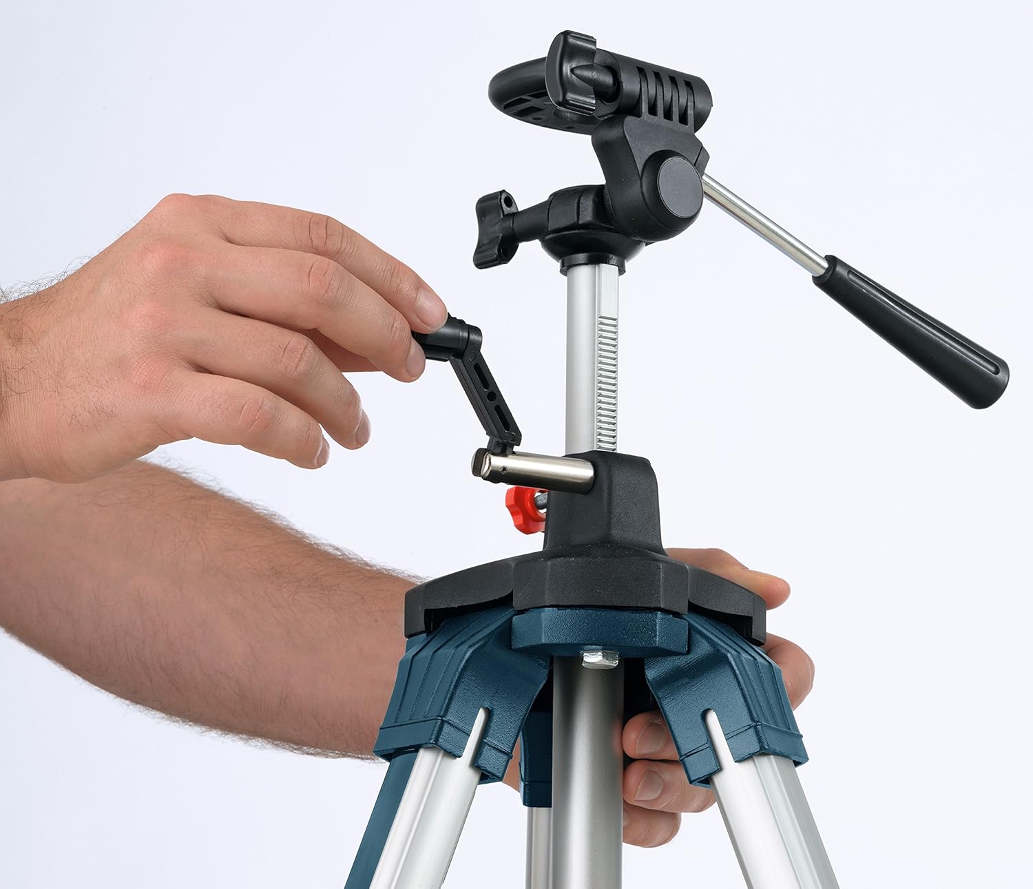 Bosch Professional Aluminum Elevator Tripod with Adjustable Legs BT 250: Home Improvement