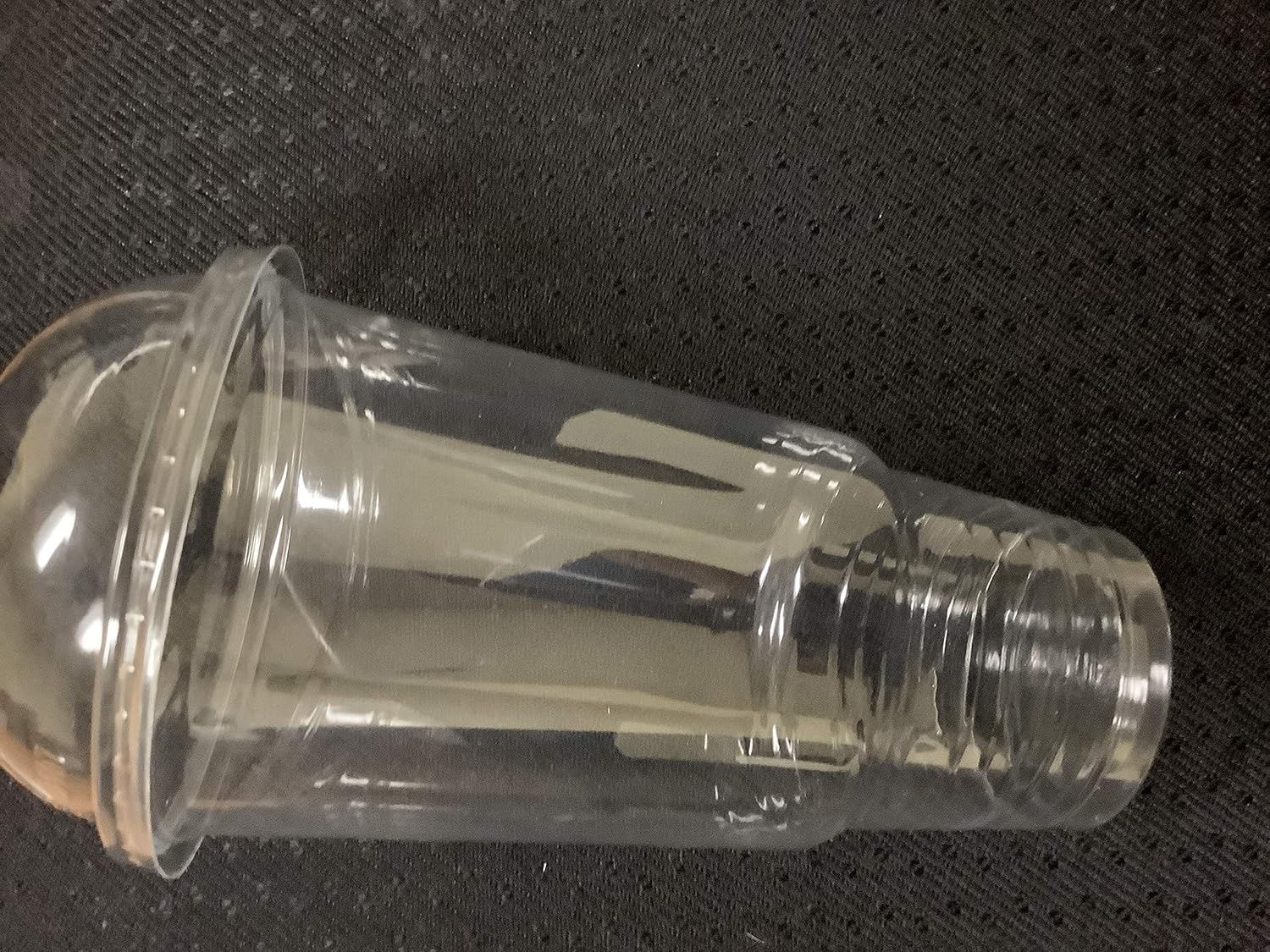 50sets 32oz. Plastic Ultra Clear Cups/DOME lids with round hole is for cold drinks like iced coffee, Bubble Tea, Frozen Cocktails, water, Sosa and juices Royal Packaging supplie