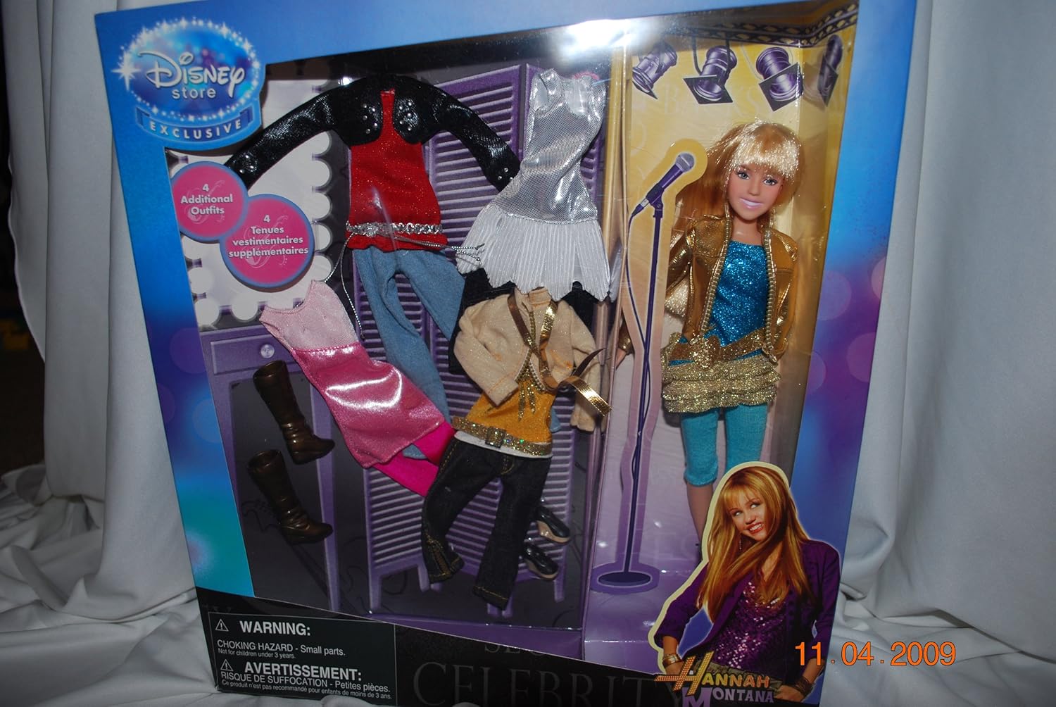 Disney Store Hannah Montana Deluxe Doll And Wardrobe Set Rare Playsets Amazon Canada
