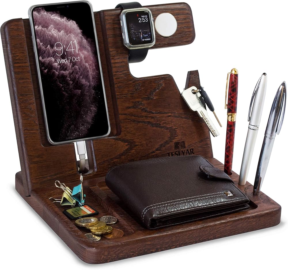 Teslyar Natural Oak Wood Phone Docking Station & Organizer for Men