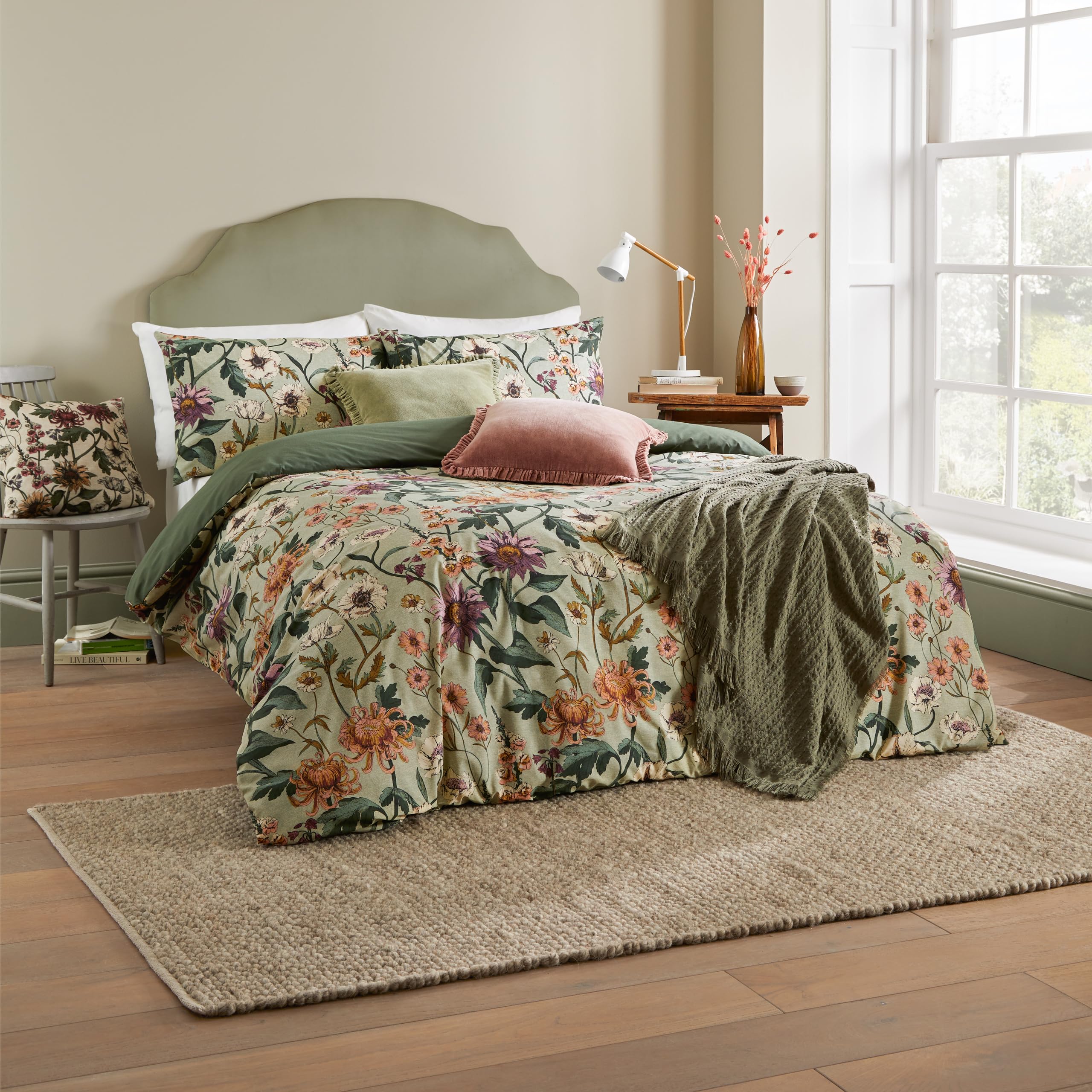 Wylder Nature Wallflower Botanical Duvet Cover Set – Vintage Botanics Linen Look (Celadon Green – Super King) — image 1