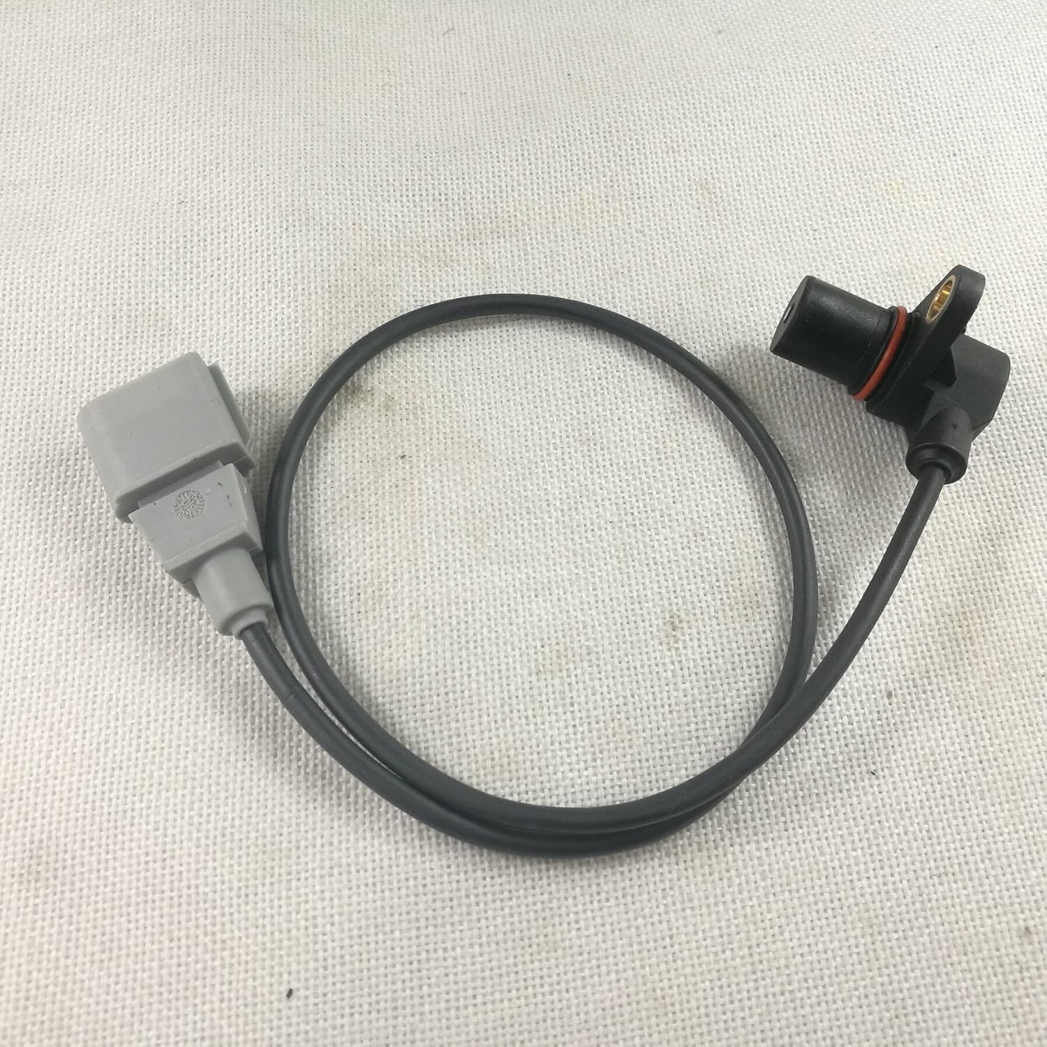 Amazon Com Crank Shaft Crankshaft Position Sensor For Vw Jetta Golf Passat Audi A3 1 8t 2 0 06a906433c 0261210147 06a 906 433l Automotive