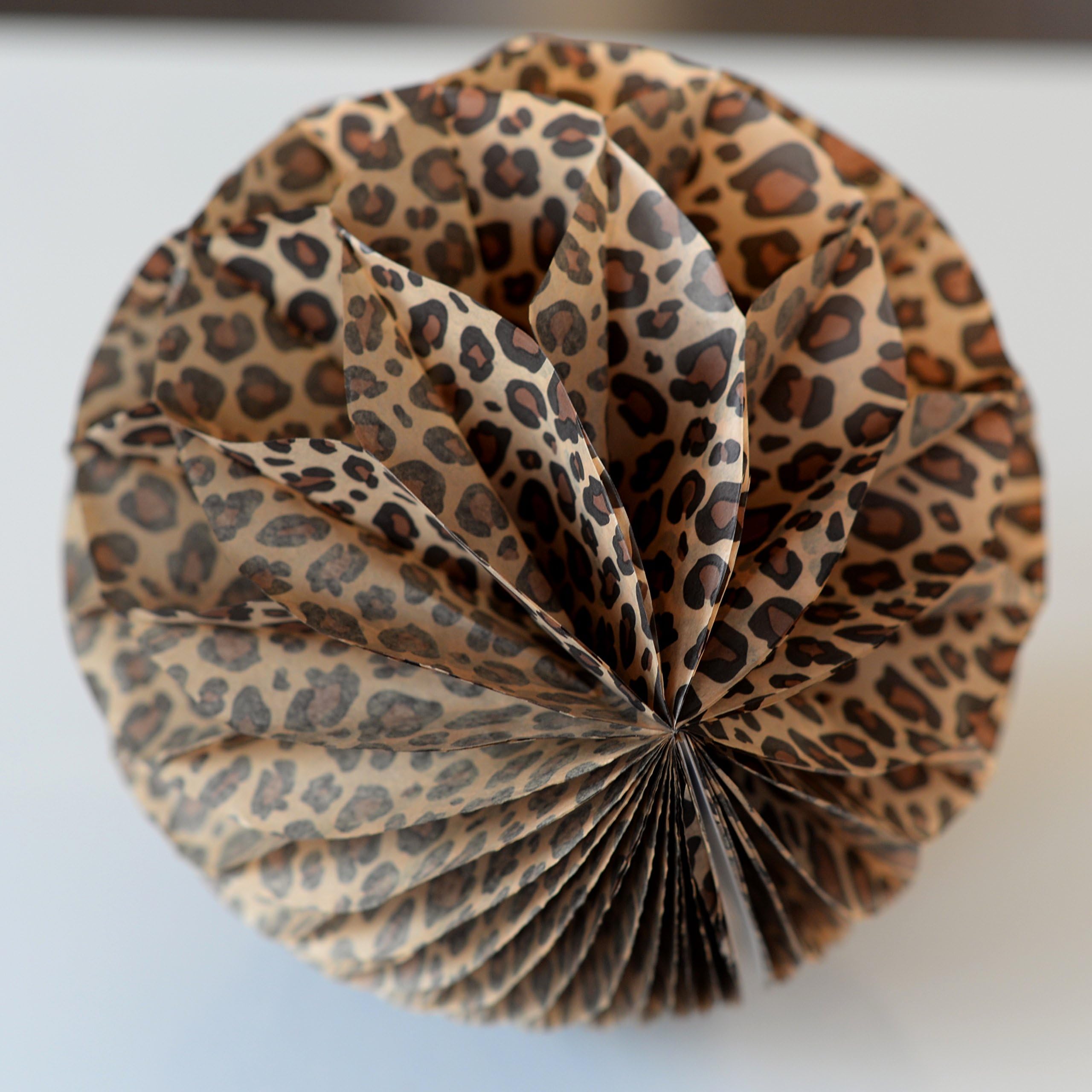 DECOPOMPOMS PRINTED LEOPARD tissue paper HONEYCOMB BALL (30cm)